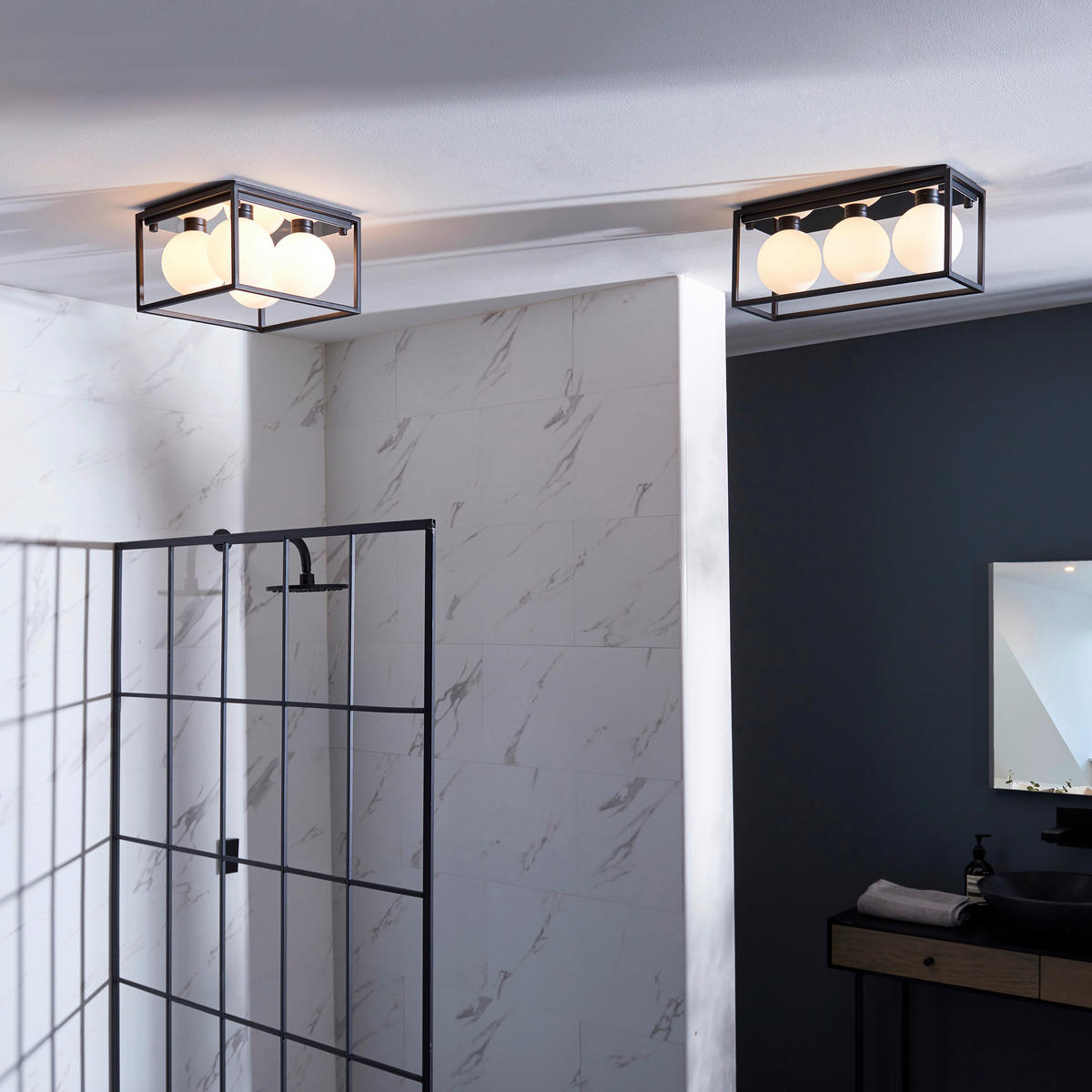 BADEZIMMER-DECKENLEUCHTE    29/29/19,5 cm  - Opal/Schwarz, KONVENTIONELL, Glas (29/29/19,5cm) - ENDON