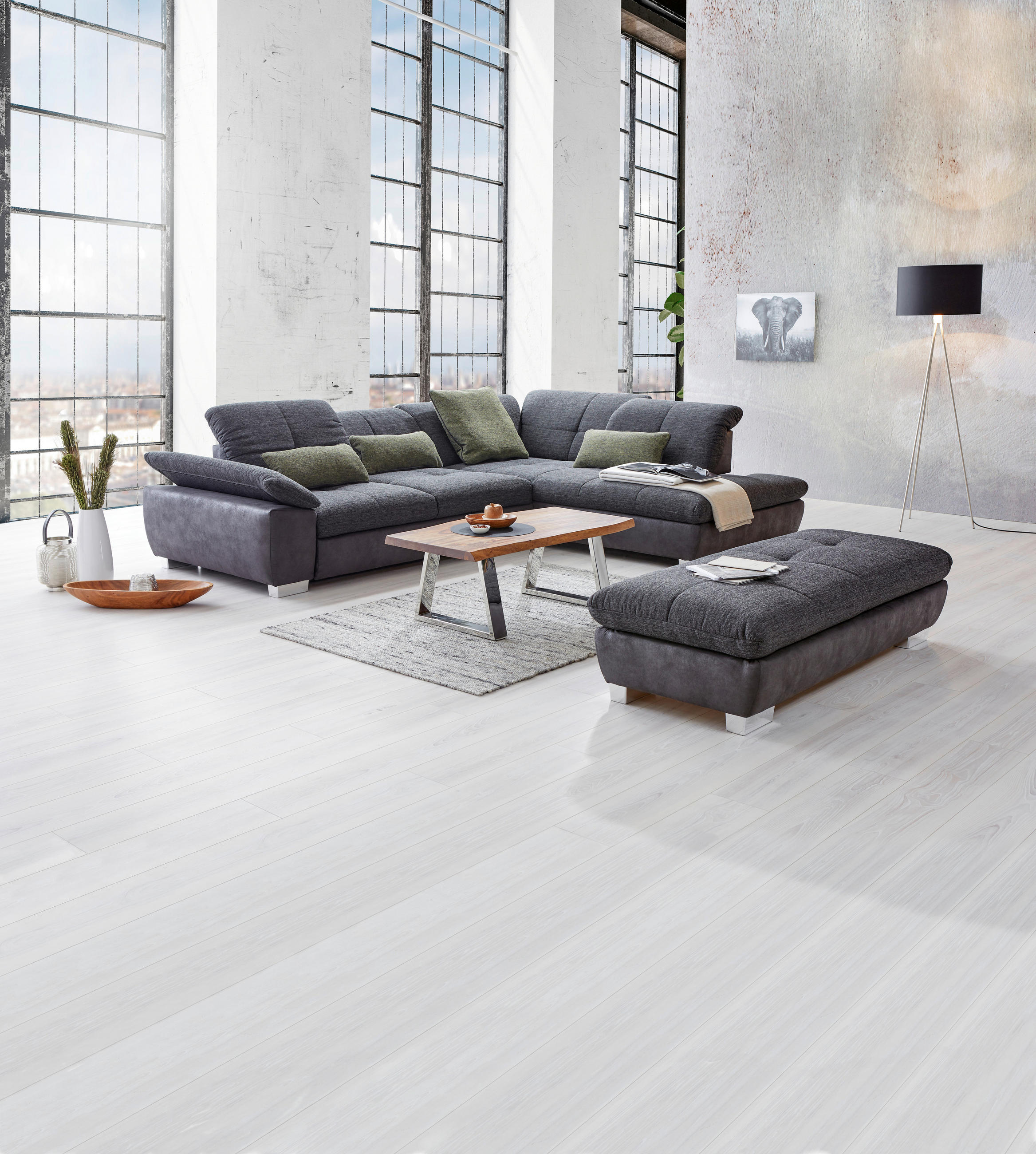 ECKSOFA Schwarz, Dunkelgrau Chenille, Mikrofaser  - Chromfarben/Dunkelgrau, Design, Textil (242/313cm) - Xora