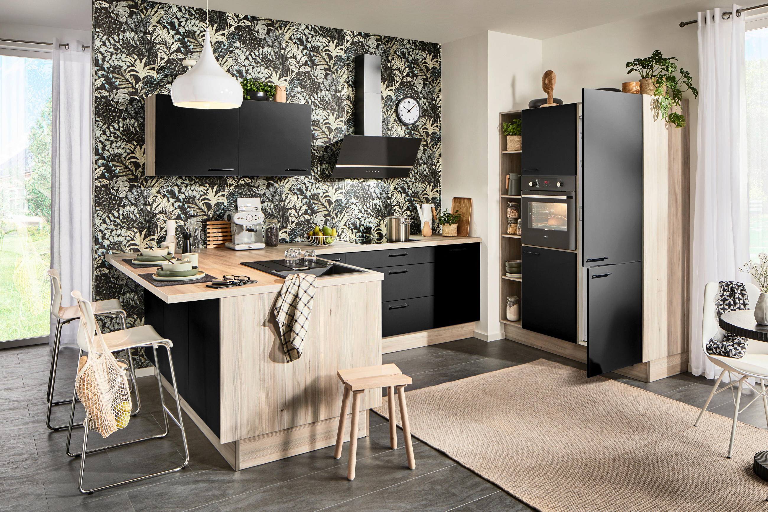 ECKKÜCHE  in Schwarz, Tannenholzfarben  - Hellbraun/Tannenholzfarben, Design, Holzwerkstoff/Metall (192/280/150cm) - Xora