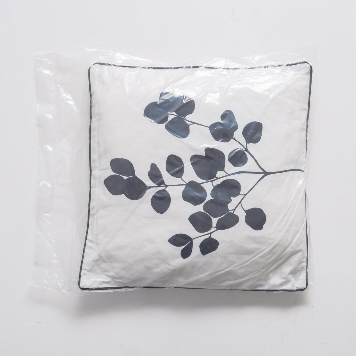 ZIERKISSEN  45/45 cm   - Schwarz/Weiß, Basics, Textil (45/45cm)