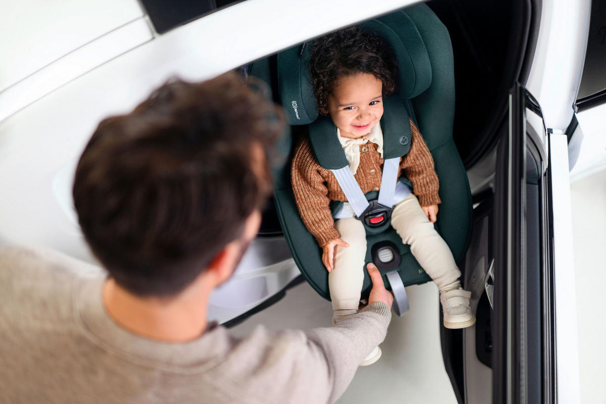 BAKÅTVÄND BILBARNSTOL PEARL 360 PRO  - svart, Basics, metall/textil (43,2/49,6/71,4cm) - Maxi Cosi Pro
