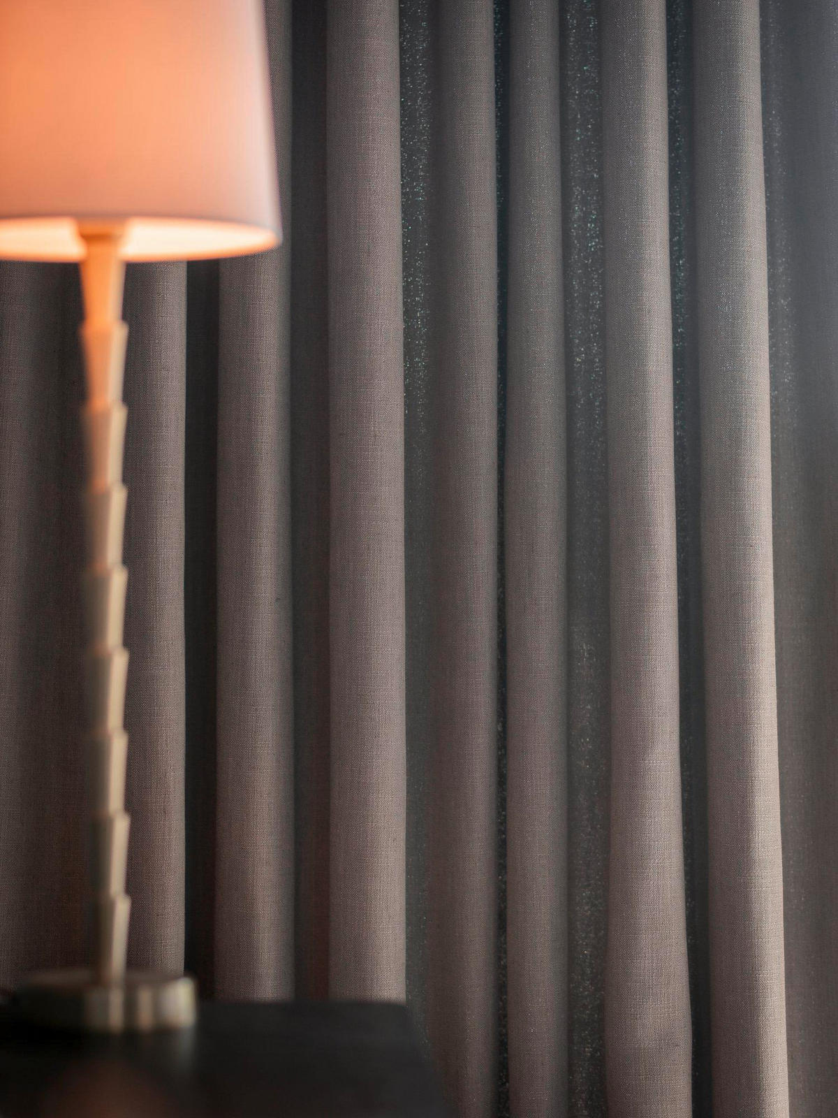 VERDUNKELUNGSVORHANG - Grau, Basics, Textil (270/280cm) - Svanefors