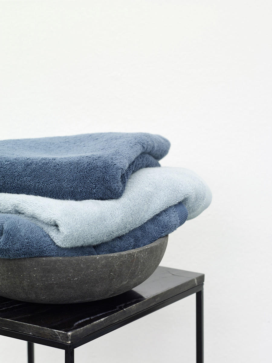 BRISAČA ZA TUŠIRANJE LONDON  modra 70/130 cm  - modra, Konvencionalno, tekstil (70/130cm) - Aquanova
