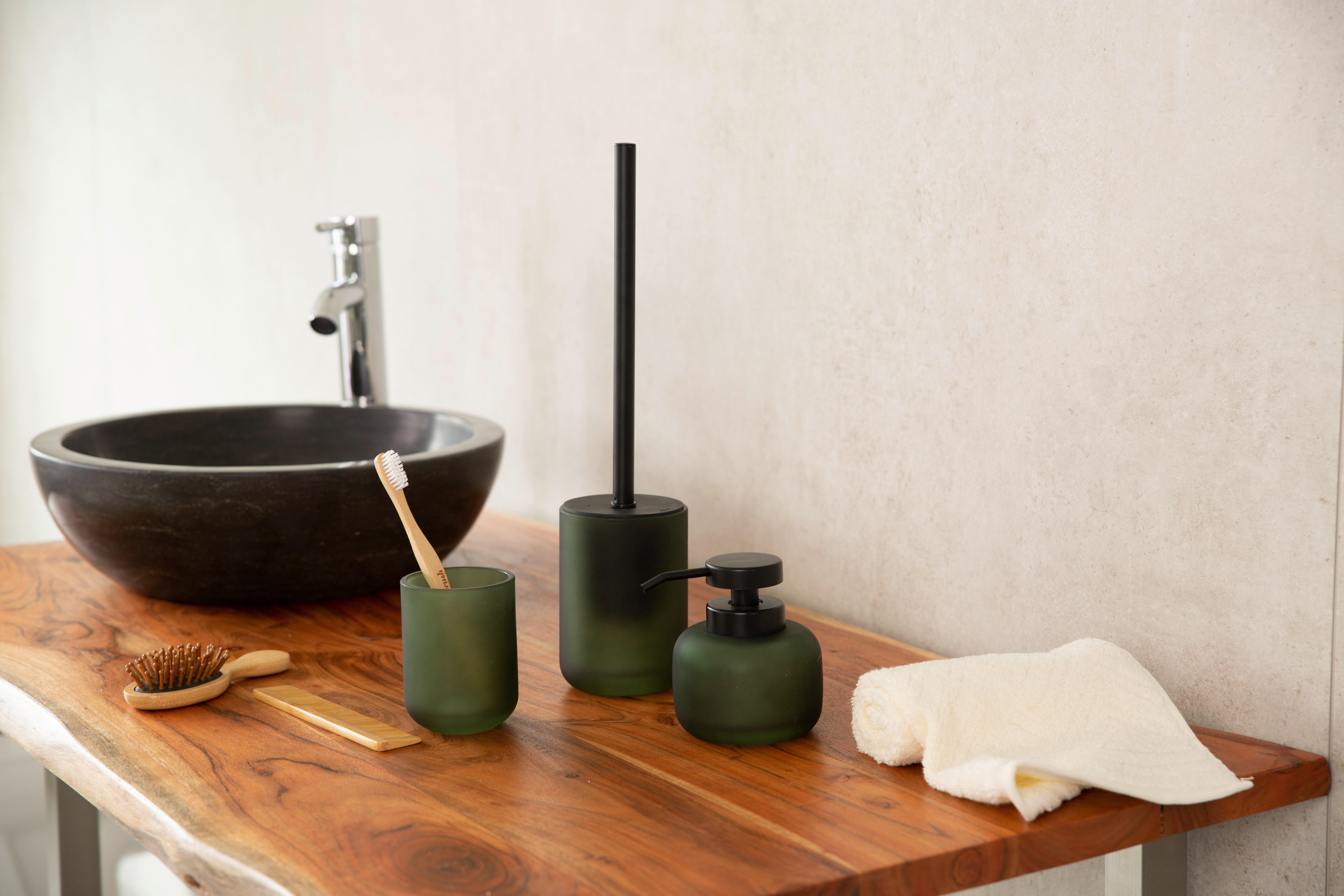 GARNITURĂ DE PERIE PENTRU WC in metal  plastic   - verde închis/negru, Basics, plastic/sticlă (9,4/36,8/9,4cm) - Sadena