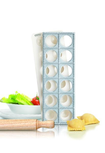 RAVIOLIAUSSTECHER   - Basics, Holz/Kunststoff (10,5/30/2,8cm) - Gefu