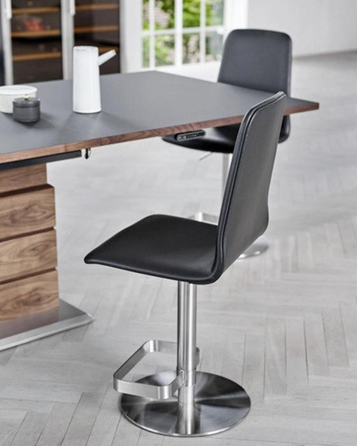 STOL  läderutbud, tygutbud  äkta läder  svart, stålfärgad  - stålfärgad/svart, Design, metall/läder (45/91-117/45cm) - Skovby