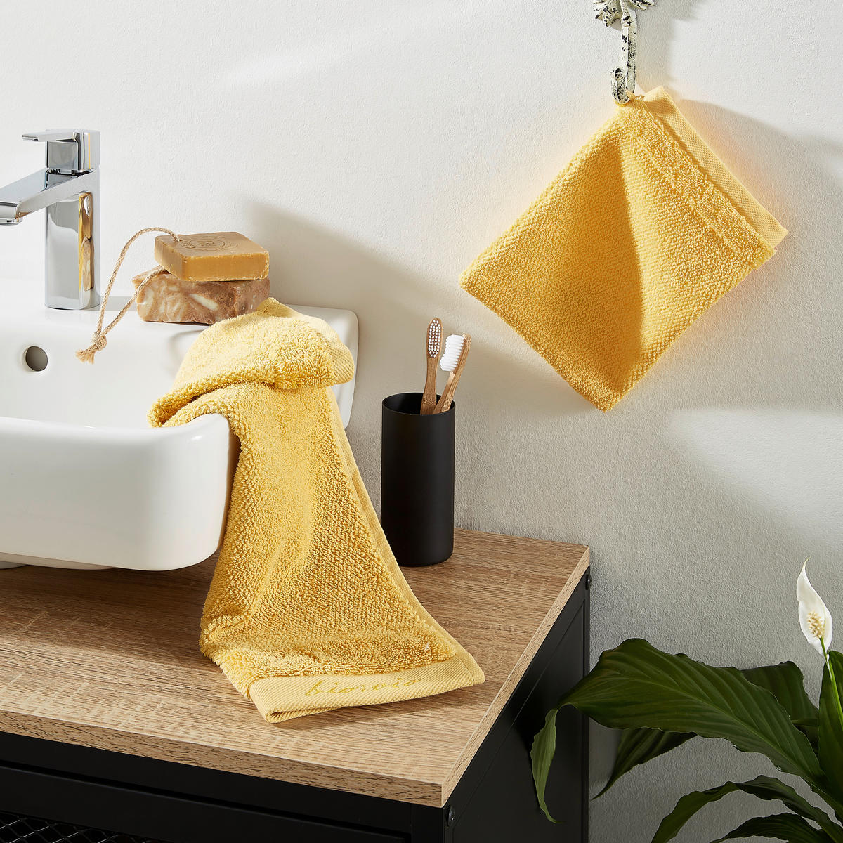 RUČNÍK PRO HOSTY, 30/50 cm, žlutá - žlutá, Natur, textil (30/50cm) - Bio:Vio