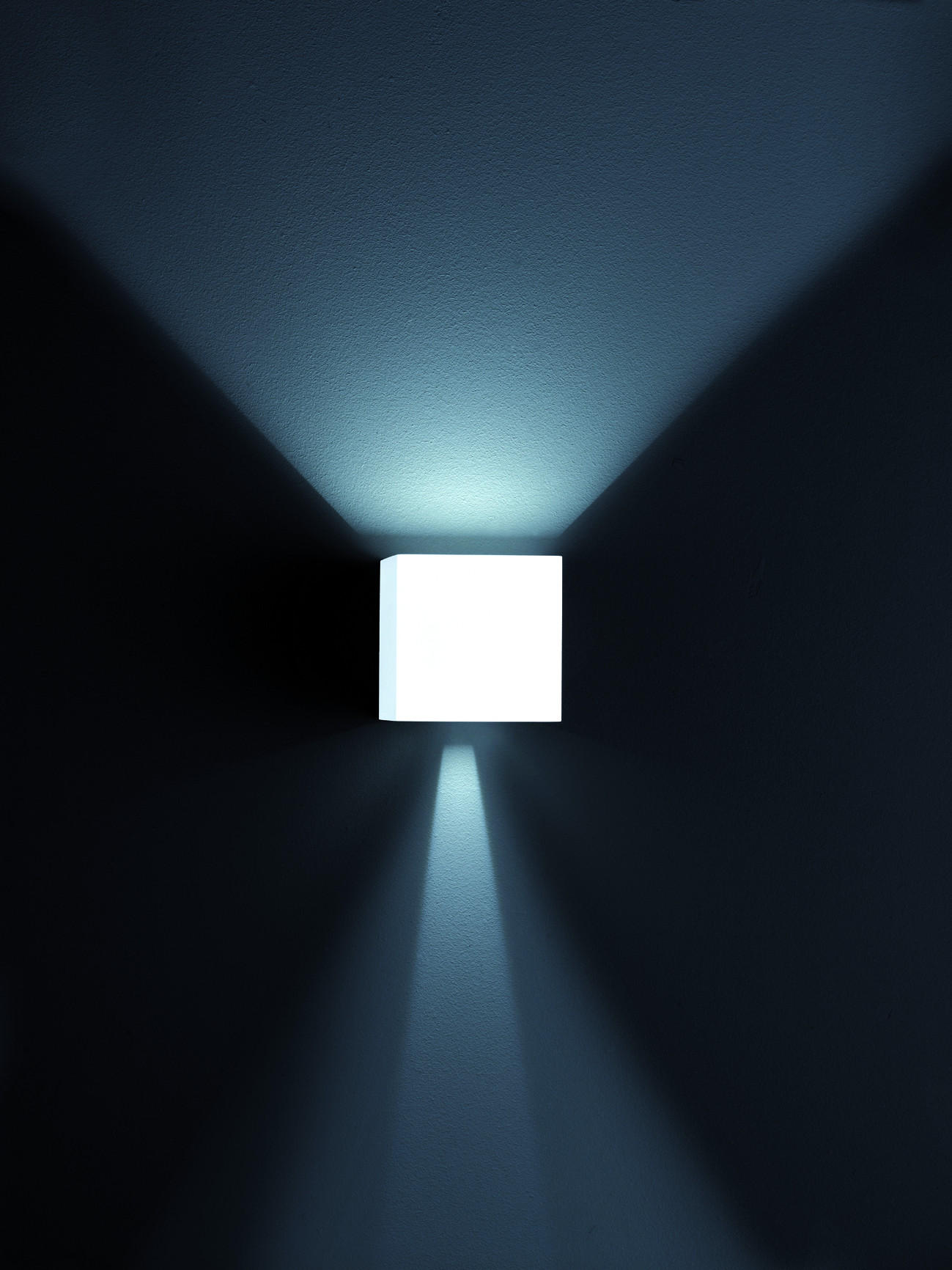 LED-AUßENLEUCHTE   - Weiß, Design, Metall (10/10/10cm) - Helestra