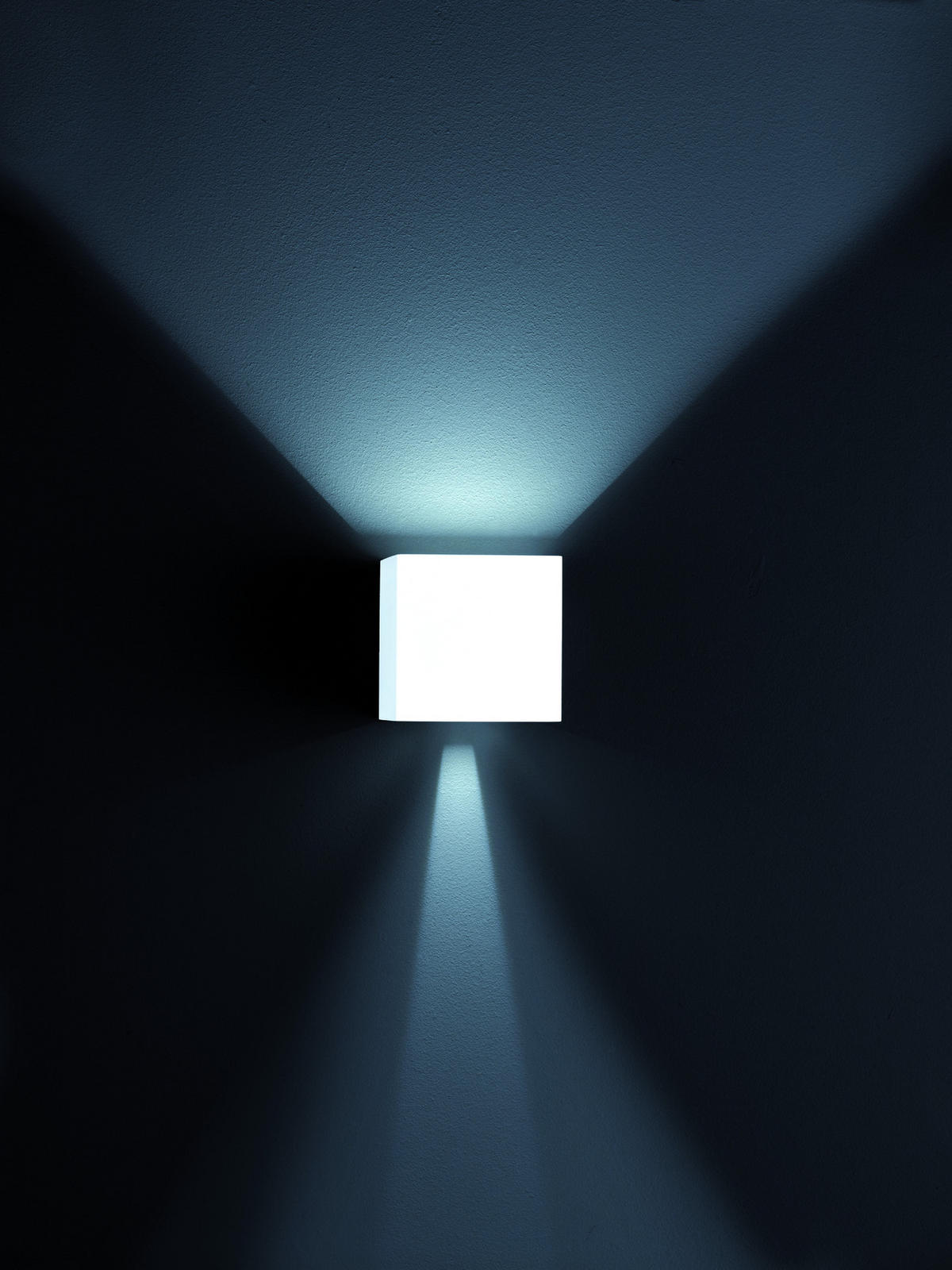 LED-AUßENLEUCHTE   - Weiß, Design, Metall (10/10/10cm) - Helestra