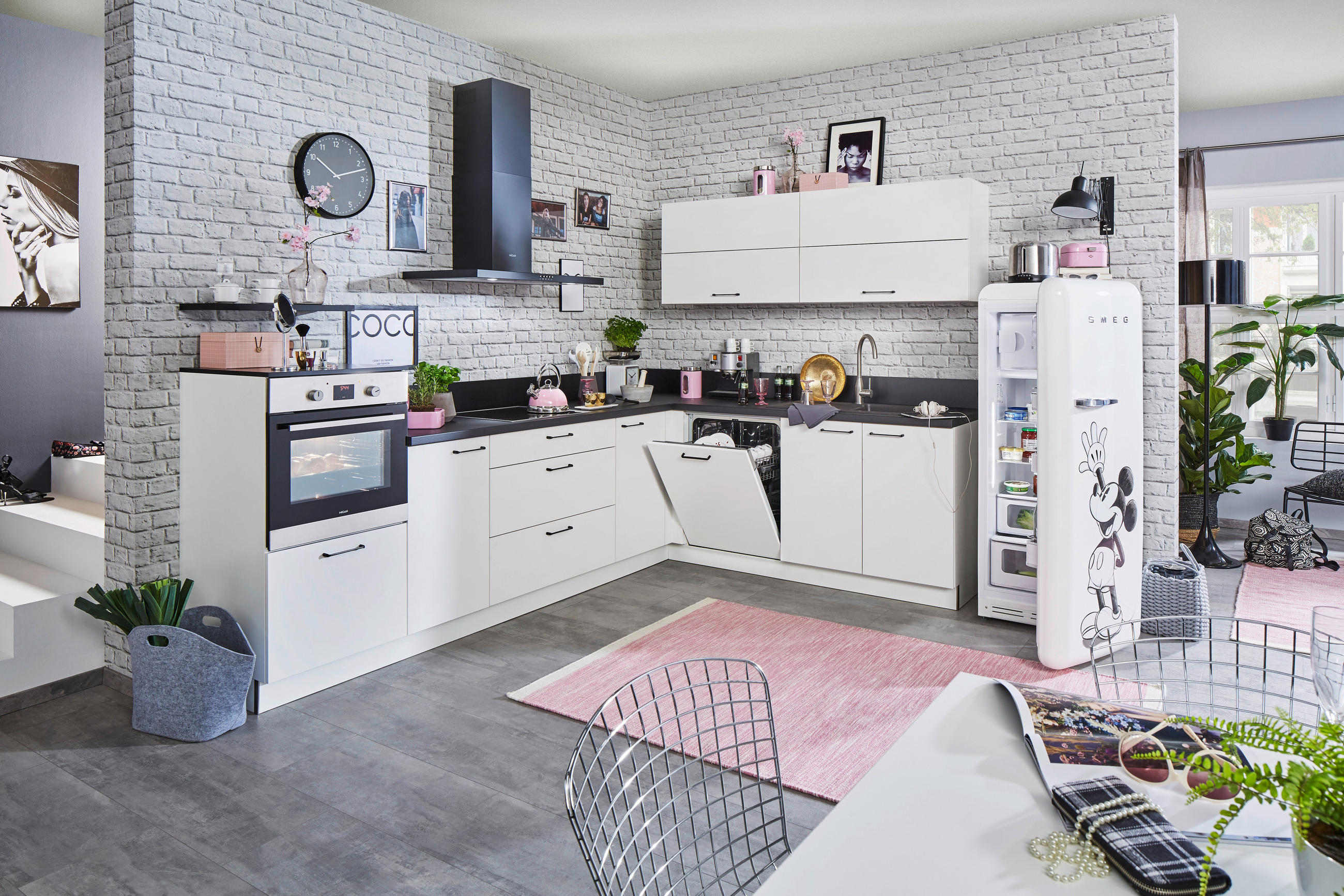 ECKKÜCHE 305/215 cm  in Weiß  - Schwarz/Weiß, MODERN, Holzwerkstoff (305/215cm) - Welnova