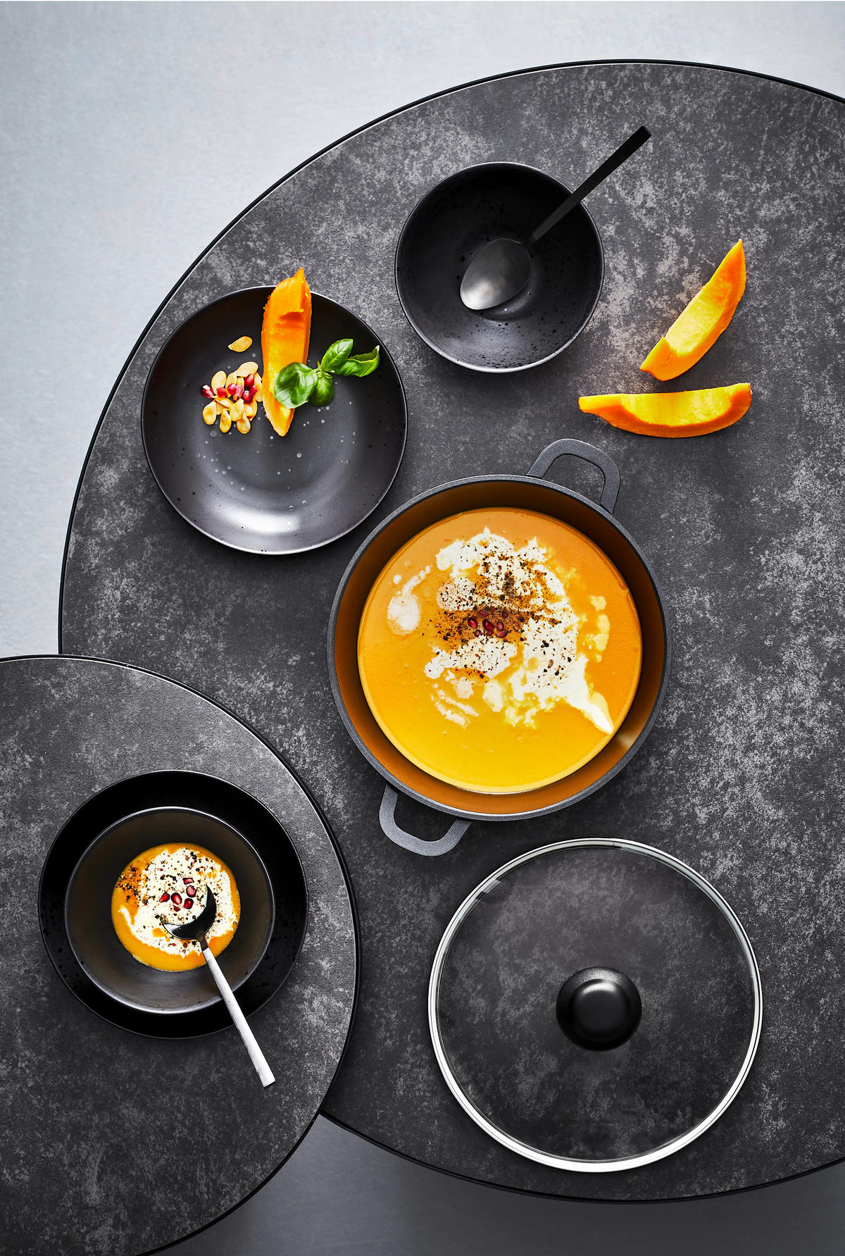 LONEC TURIN, Ø 24 Turin  aluminij   - barve nerjavečega jekla/črna, Konvencionalno, kovina/umetna masa (24/11cm) - Homeware Profession.