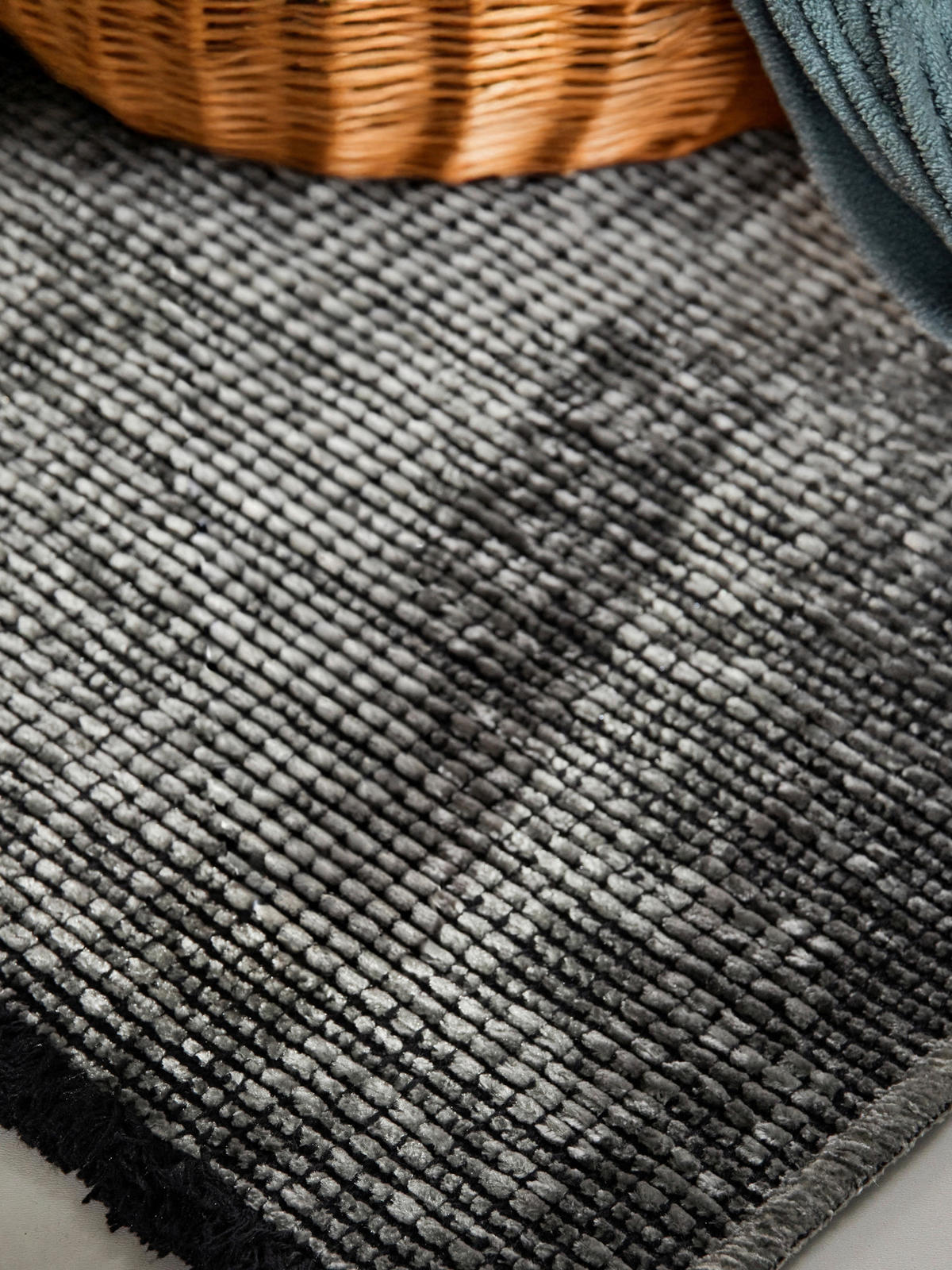 TEPPICH 80/150 cm Brilliance Grau, Silberfarben  - Silberfarben/Grau, KONVENTIONELL, Kunststoff/Textil (80/150cm) - Elle Decoration