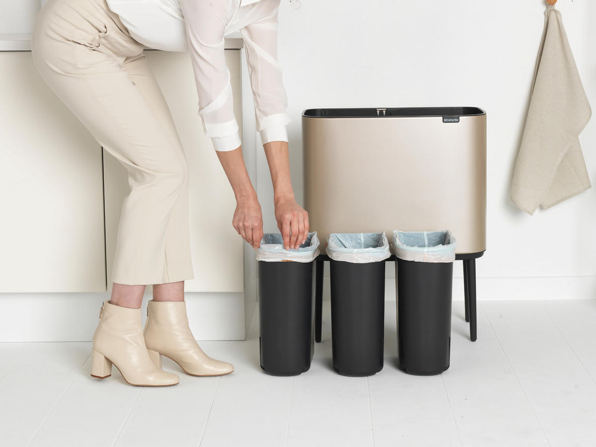 KOŠ ZA SMETI - zlate barve, Basics, umetna masa (54/68/31.5cm) - Brabantia