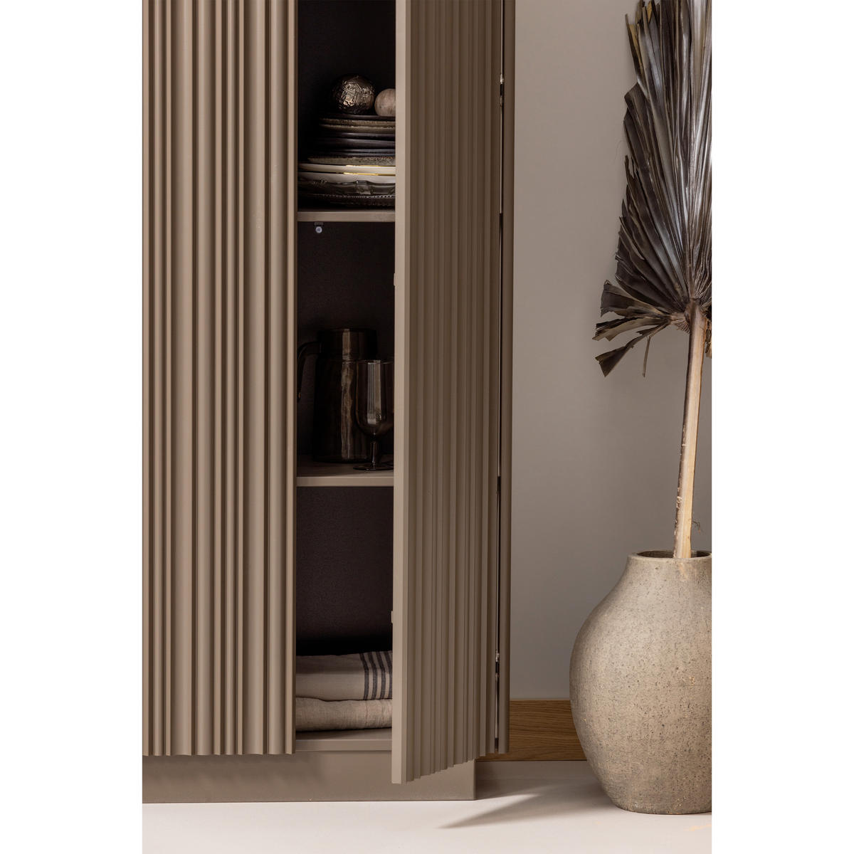 GARDEROBENSCHRANK Nova  in 67/215/40 cm  - Dunkelbraun, Design, Holz (67/215/40cm) - Livetastic