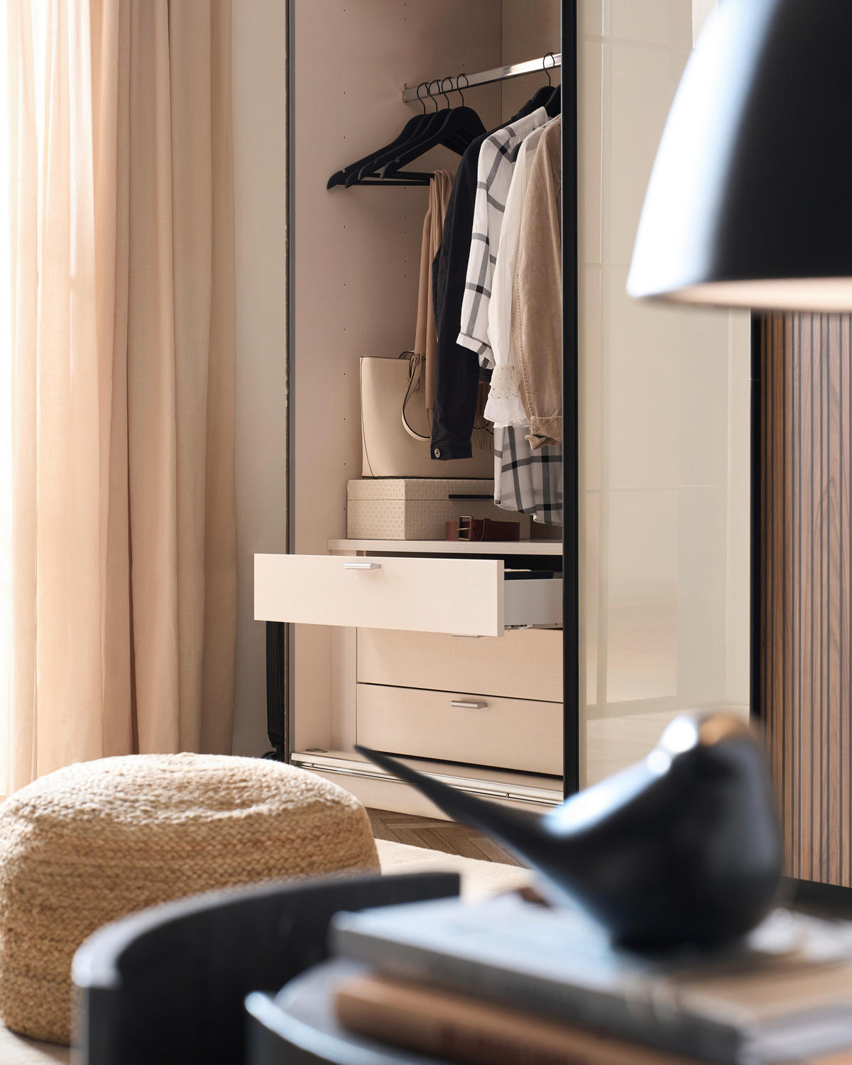 SCHWEBETÜRENSCHRANK Sandfarben, Eichefarben  - Sandfarben/Eichefarben, Design, Glas/Holzwerkstoff (298/240/68cm) - Dieter Knoll