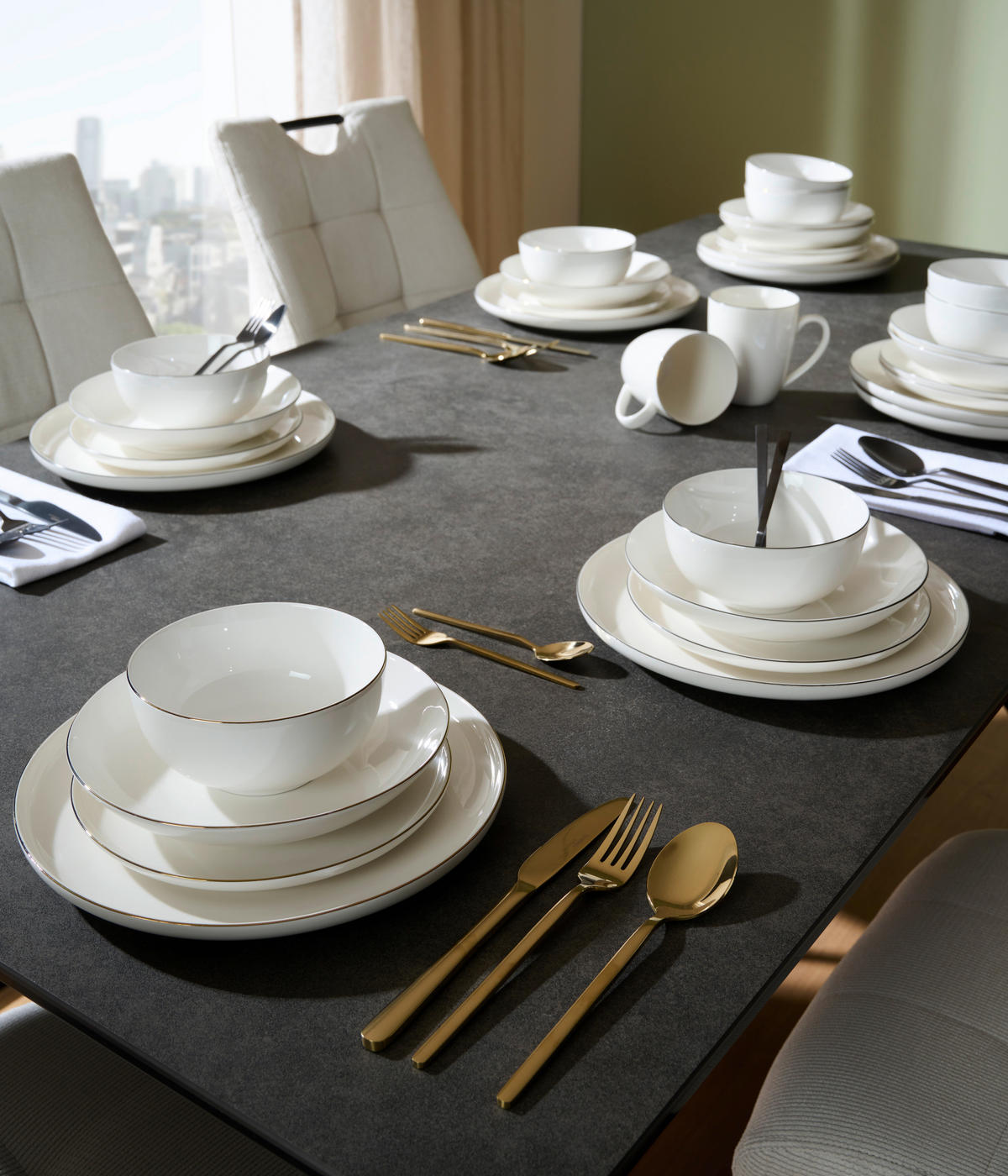 KOMBINOVANÝ SERVIS 20-dielne, nový kostný porcelán (new bone china) keramika  - čierna/biela, Design, keramika - Novel