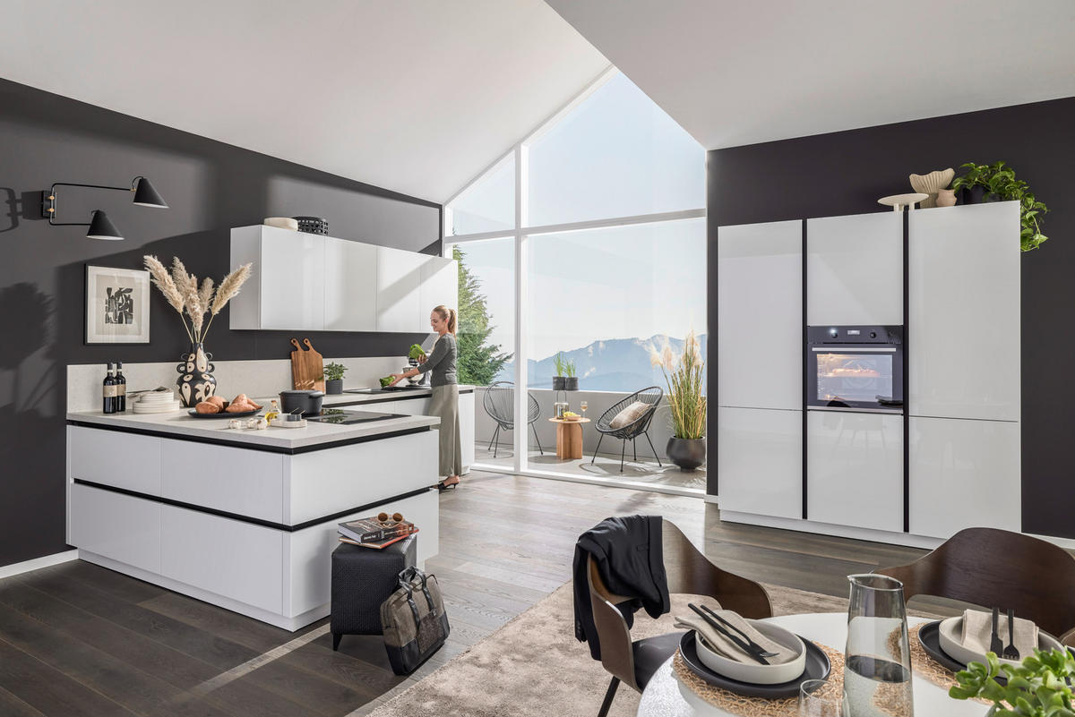 EINBAUKÜCHE ULTRA GLISS  - Weiß, Design, Holzwerkstoff - Novel