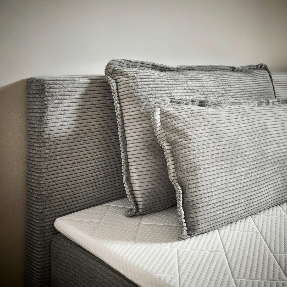 BOXBETT 180/200 cm,  in Hellgrau, Kissen, Bettkasten, Topper, H3 + H3 = fest  - Hellgrau/Schwarz, Design, Kunststoff/Textil (180/200cm) - Chameo