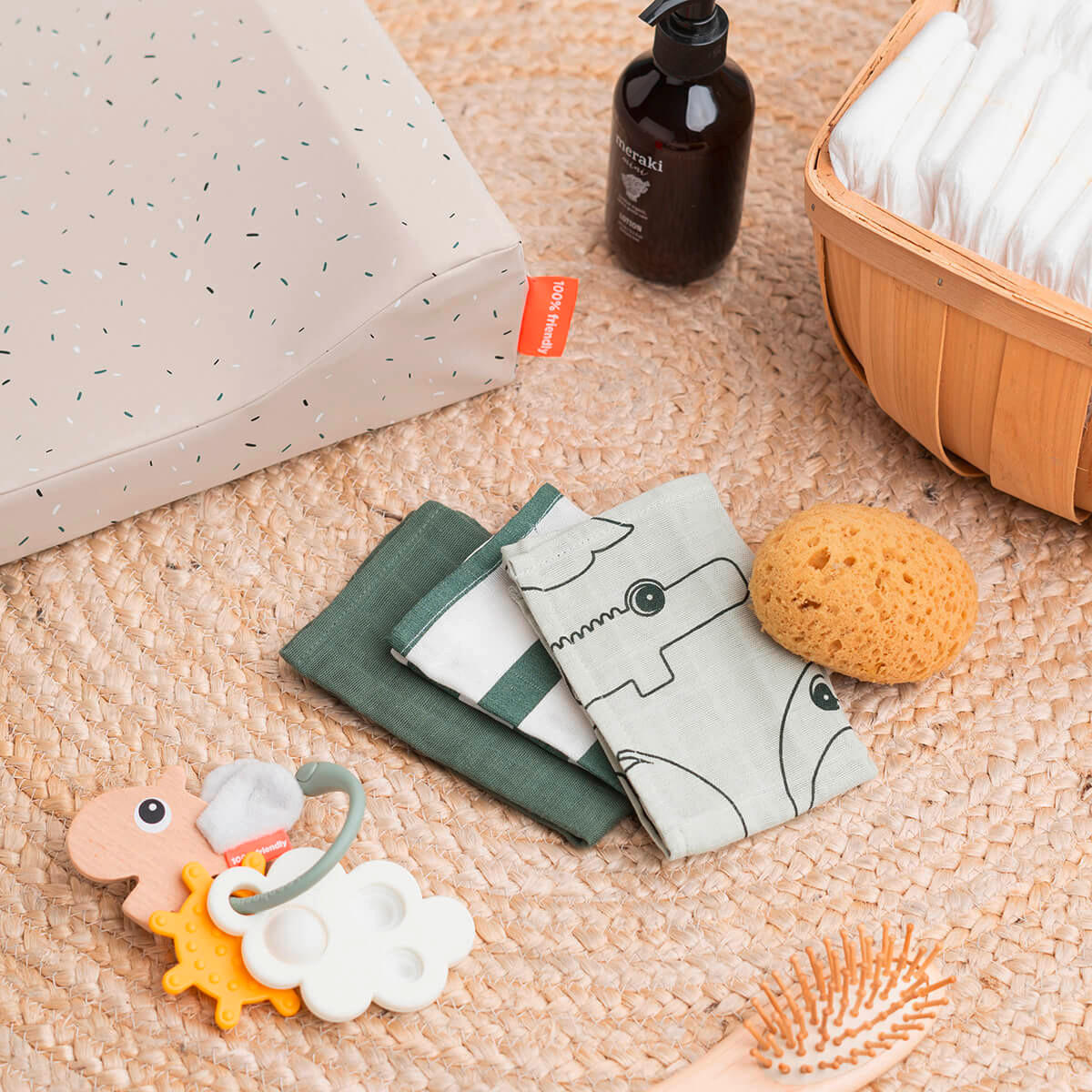 GREIFLING  - Eschefarben, Basics, Holz/Kunststoff (15/10/7,5cm)