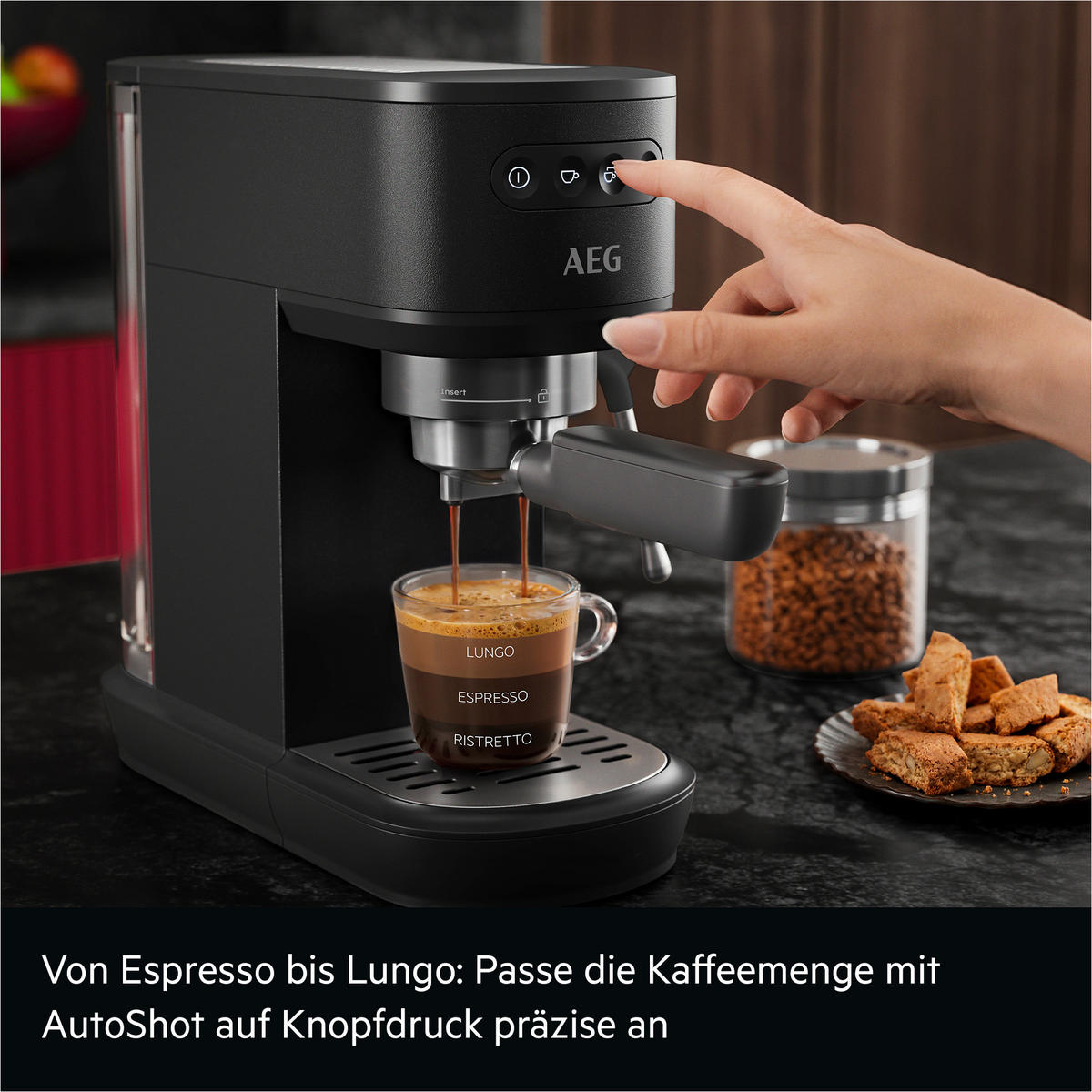 ESPRESSOMASCHINE Design Collection  - Schwarz, Basics, Metall (14,8/40,1/30,6cm) - AEG