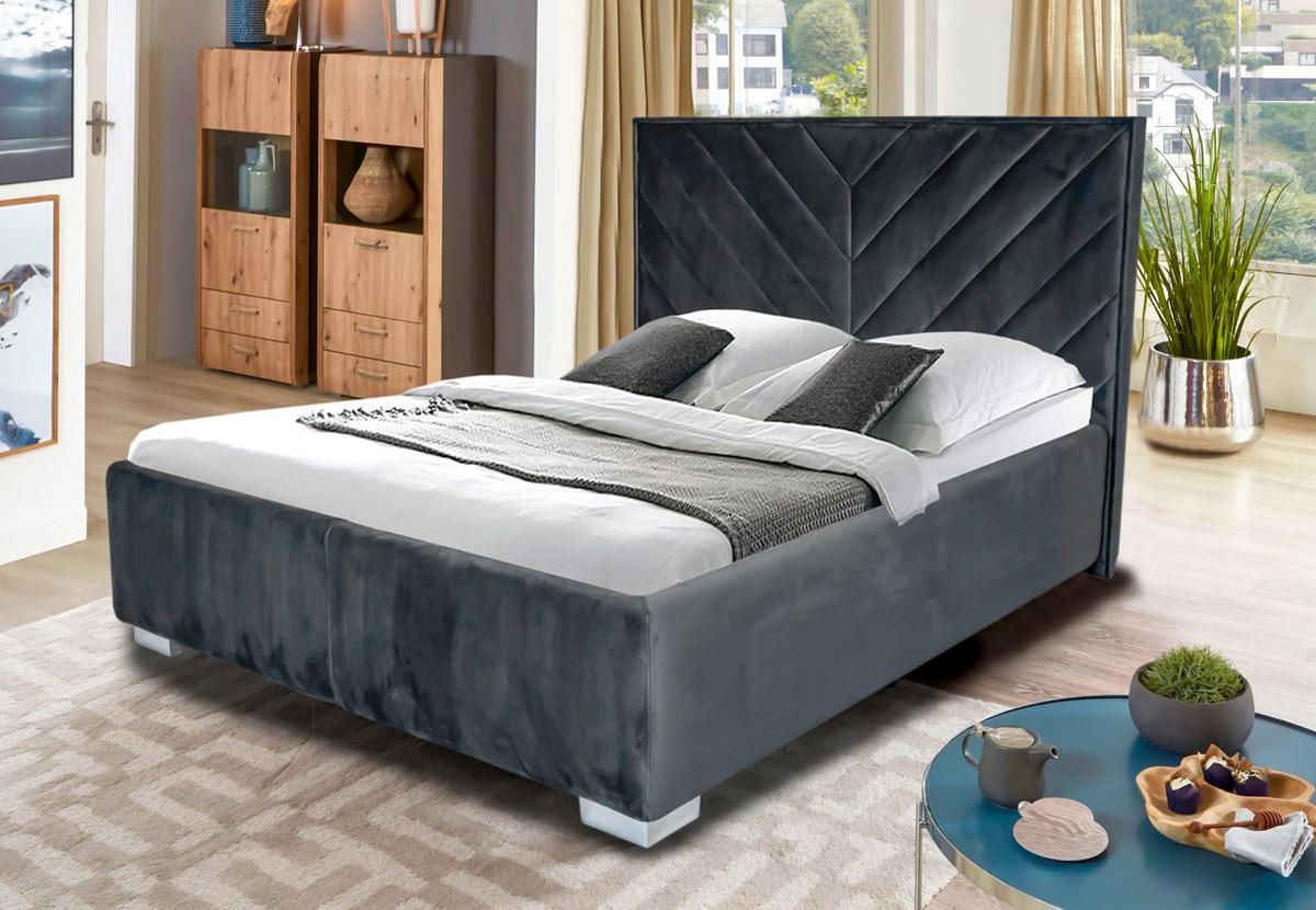PAT TAPIțAT  in  - Modern - Hom`in