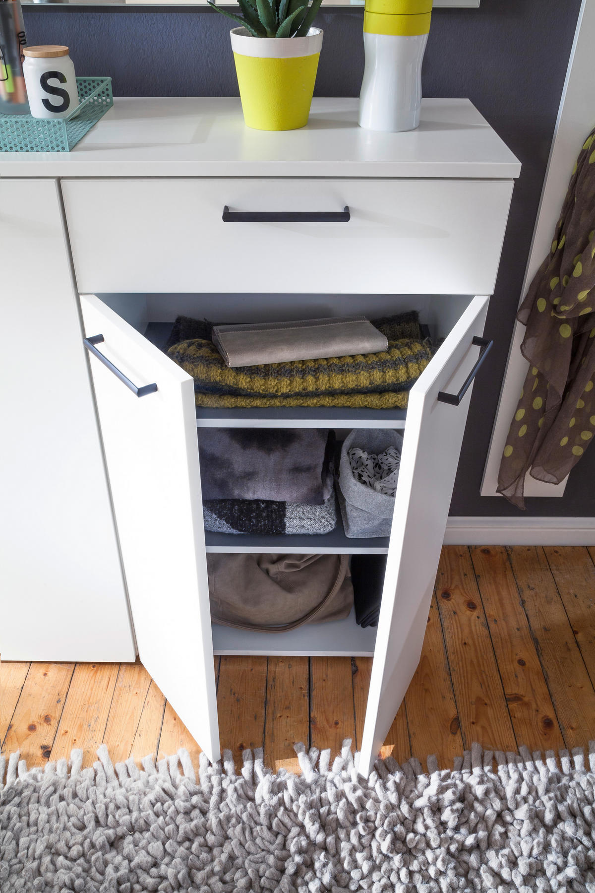 GARDEROBE 4-teilig  in 160/200/38 cm  - Weiß, KONVENTIONELL, Holzwerkstoff (160/200/38cm) - Moderano