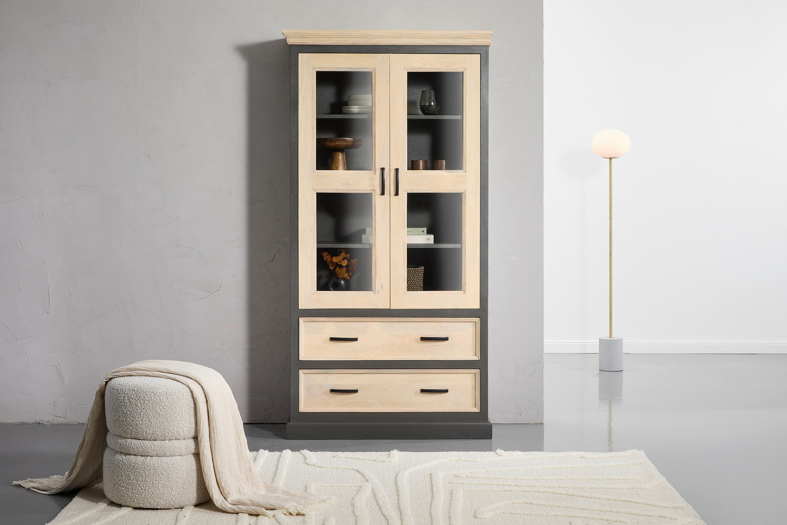 VITRINE in massiv Mangoholz Grau, Naturfarben  - Schwarz/Naturfarben, Natur, Glas/Holz (100/190/40cm) - Livetastic