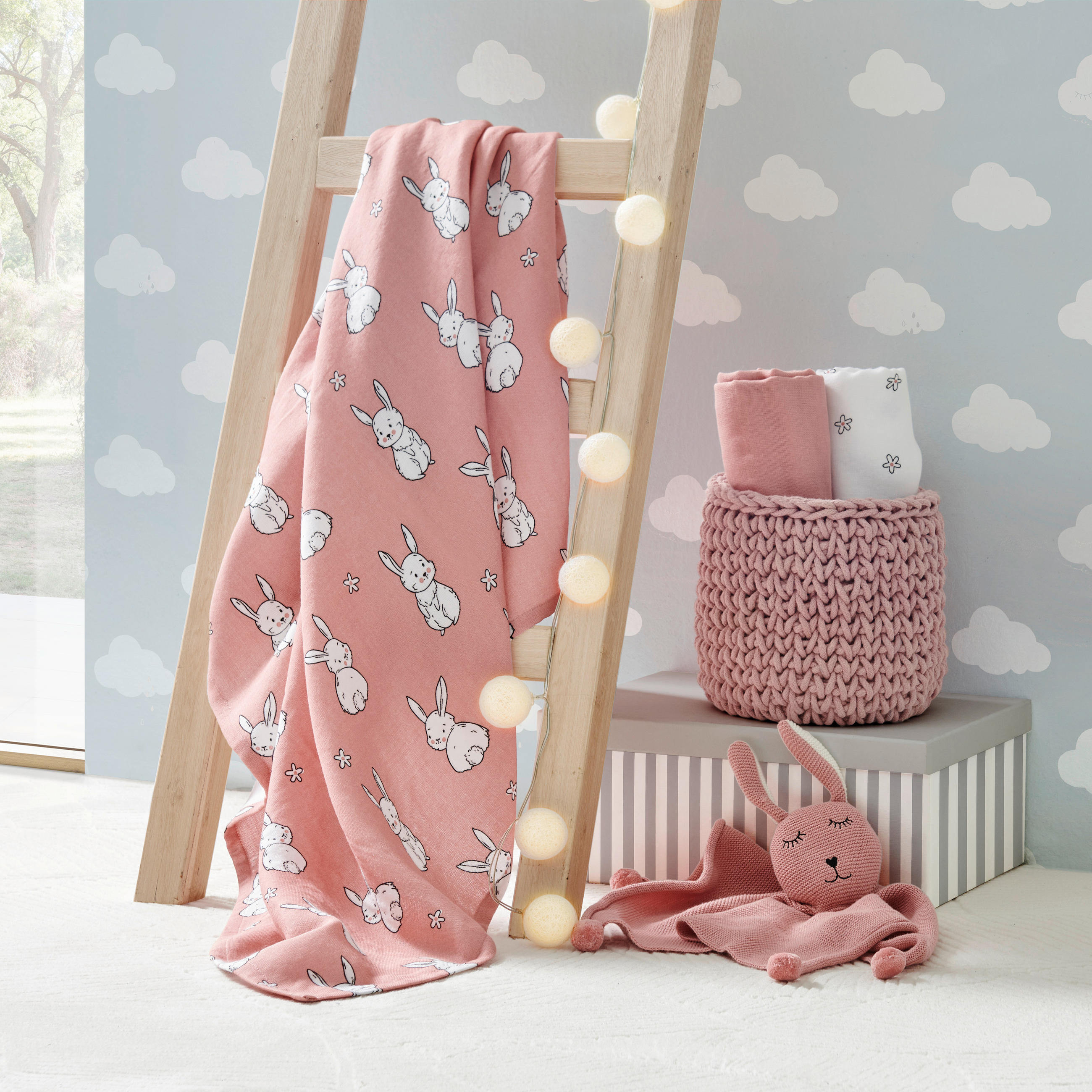 SCHMUSETUCH PAULINE  - Pink, Basics, Textil (35/35cm) - Avelia