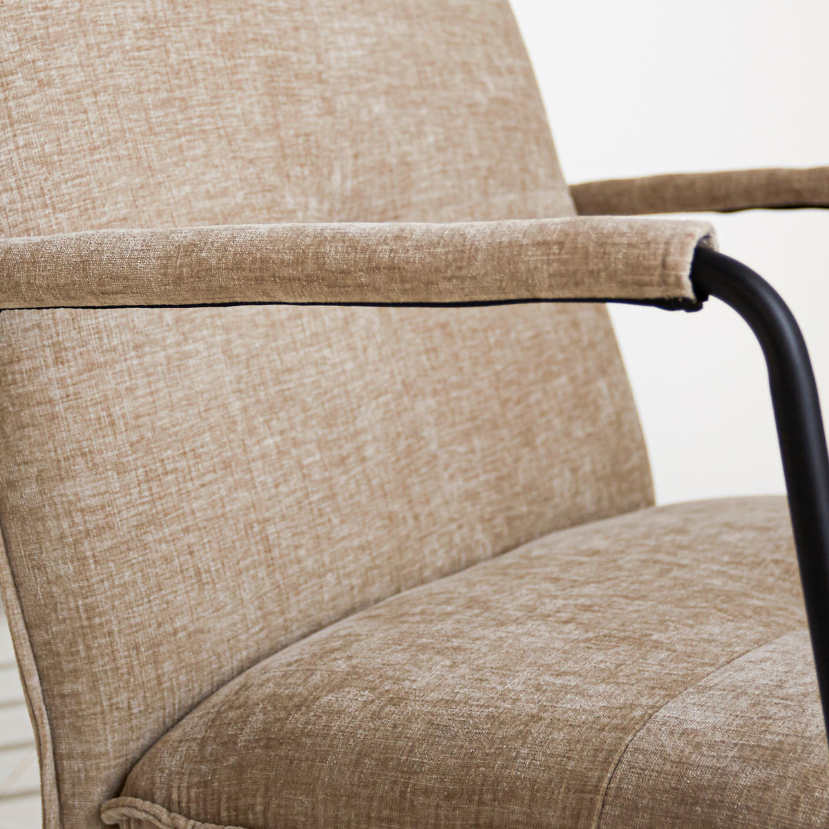 SESSEL in Chenille Beige  - Beige/Schwarz, MODERN, Textil/Metall (65/80/68cm) - MID.YOU