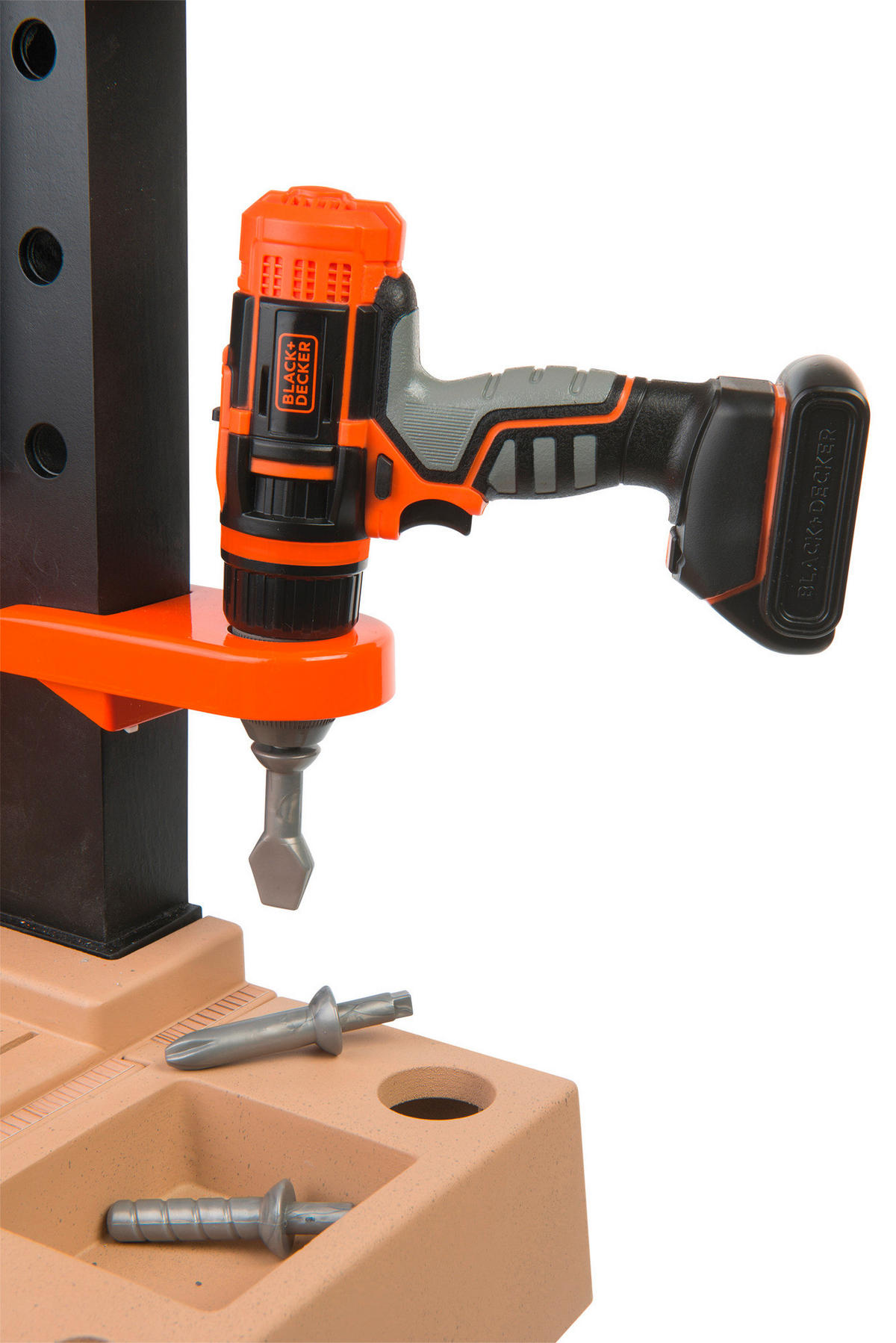 DĚTSKÁ KUTILSKÁ DÍLNA - vícebarevná, Basics, plast (58,5/16/75,3cm) - Black & Decker