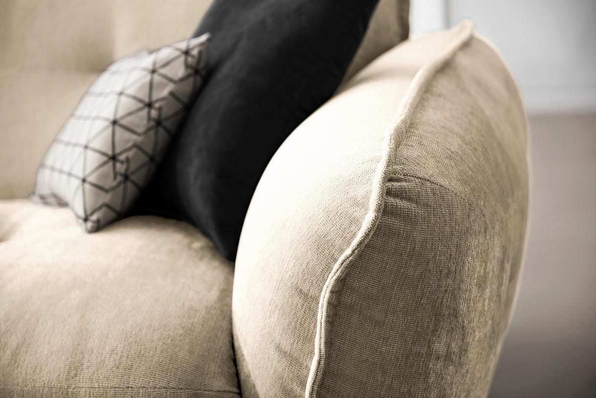 ECKSOFA in Chenille Creme  - Creme/Schwarz, Modern, Kunststoff/Textil (184/269cm) - Trendmanufaktur