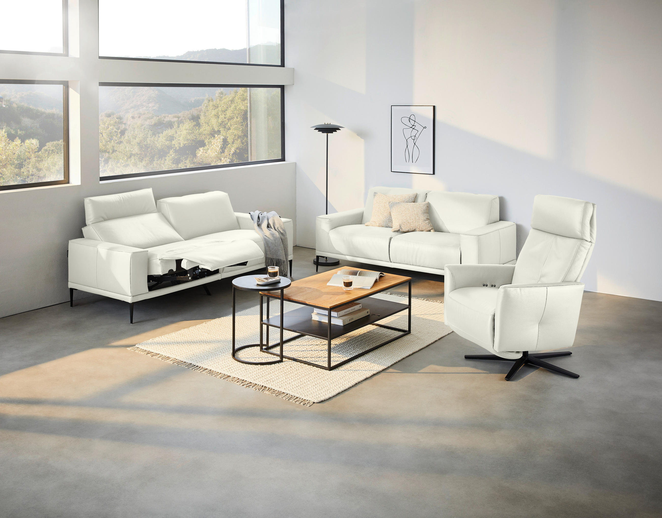 2-SITZER-SOFA in Leder Ecru  - Ecru/Schwarz, Design, Leder/Metall (180/82/92cm) - Johann Jakob