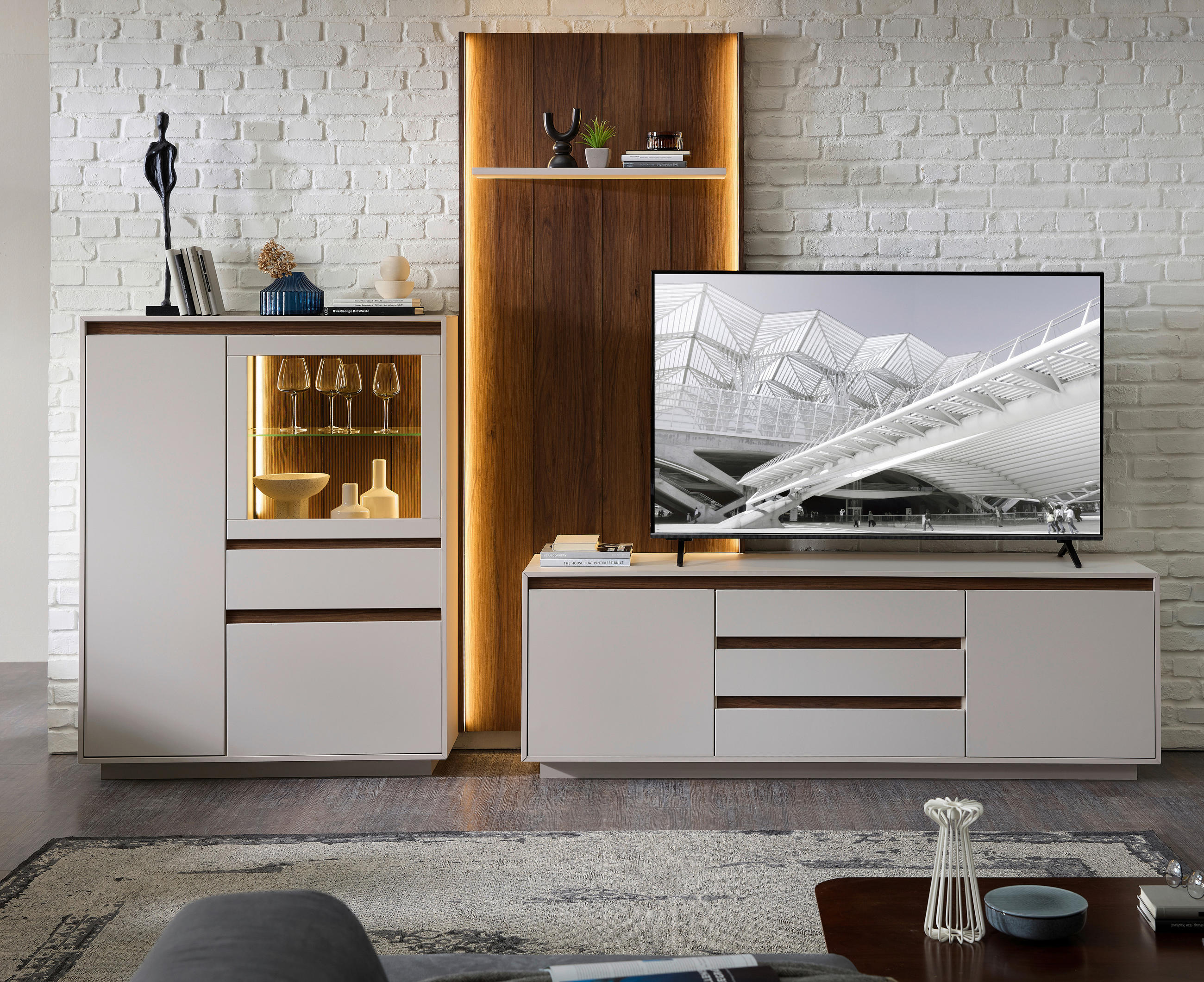 HIGHBOARD Nussbaumfarben, Kaschmir  110/141/41 cm  - Kaschmir/Nussbaumfarben, Design, Glas/Holzwerkstoff (110/141/41cm) - Stylife