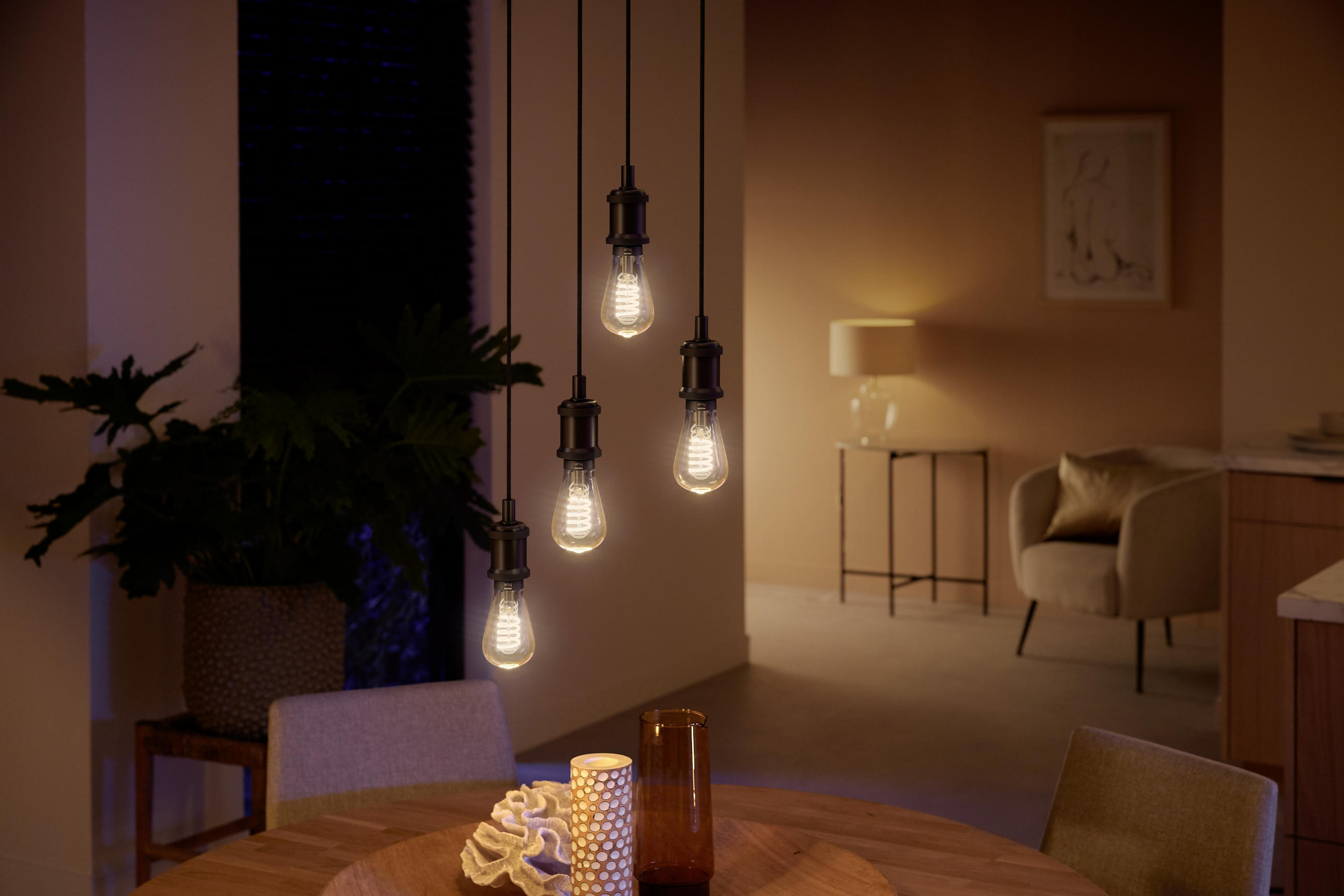 LED-LEUCHTMITTEL   E27 7 W 550 lm  - Weiß, Basics, Kunststoff (6/13,5cm) - Philips HUE