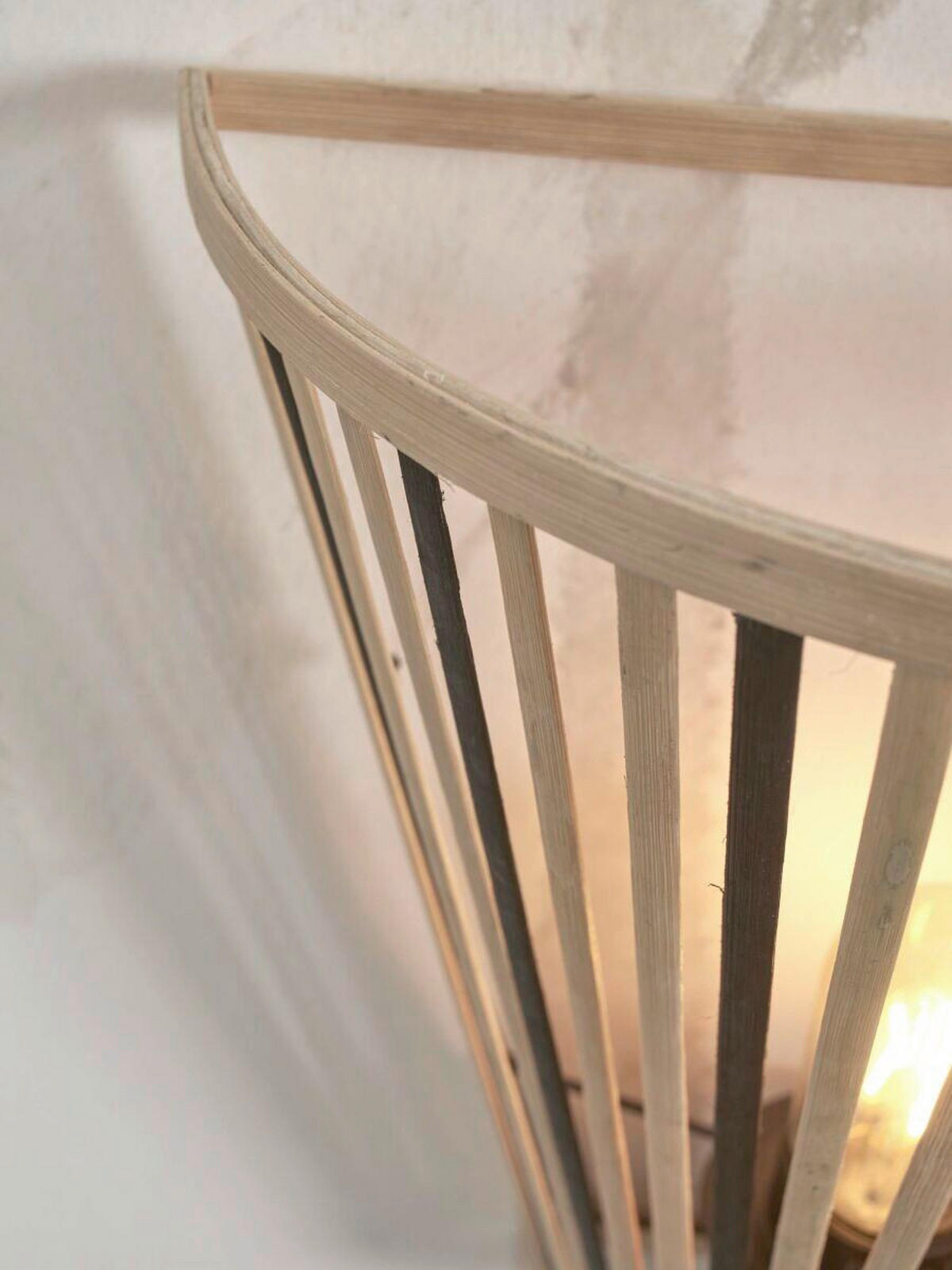 VÄGGLAMPA GOOD&MOJO 15/30/30 cm   - svart/naturfärgad, Trend, trä (15/30/30cm) - Good & Mojo