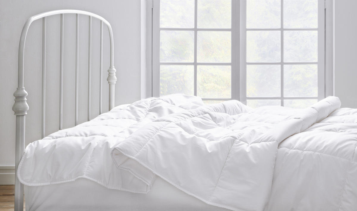 BETTDECKE - Weiß, Basics, Textil (135/200/7cm) - Yatas