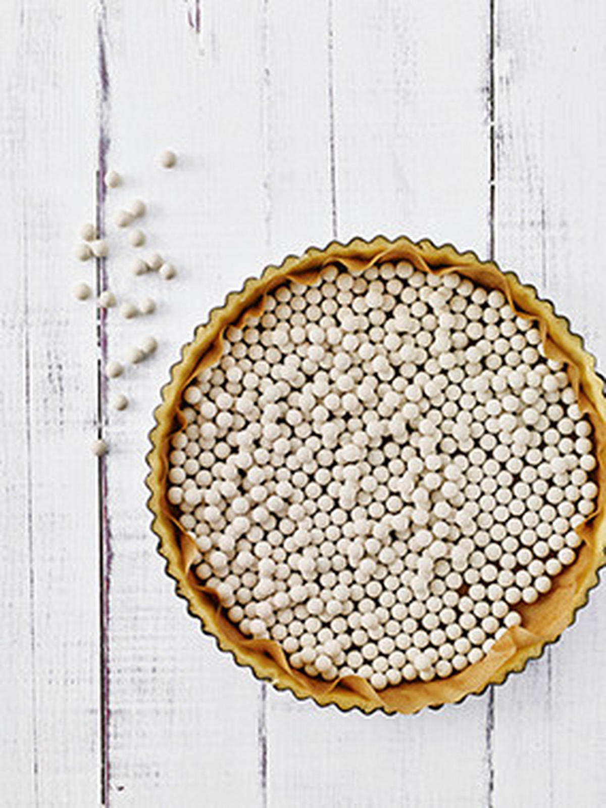 BLINDBACKKUGELN - Weiß, KONVENTIONELL, Keramik (11,8/8/11,8cm) - Birkmann