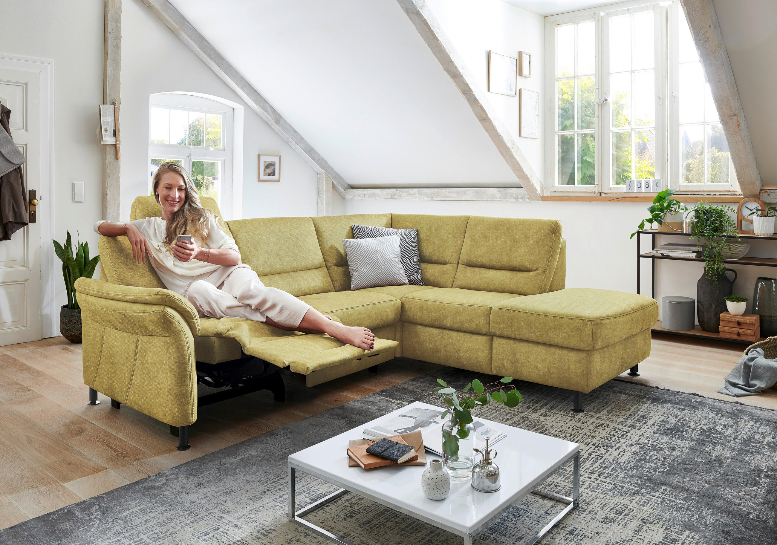 ECKSOFA in Flachgewebe Limette  - Limette/Schwarz, Modern, Textil/Metall (203/227cm) - Beldomo System