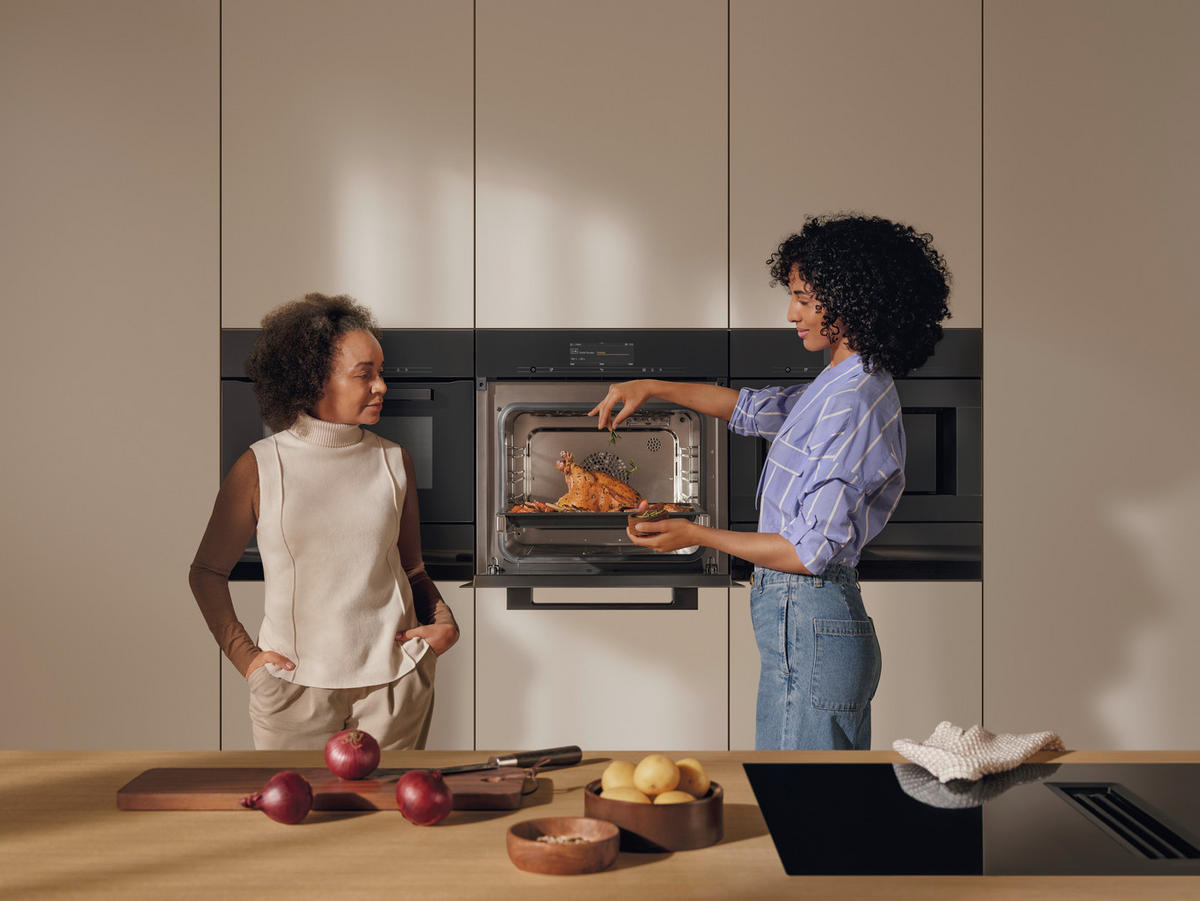 EINBAUBACKOFEN H 7364 BP  - Edelstahlfarben, Basics, Glas/Metall (59,5/59,6/56,9cm) - Miele