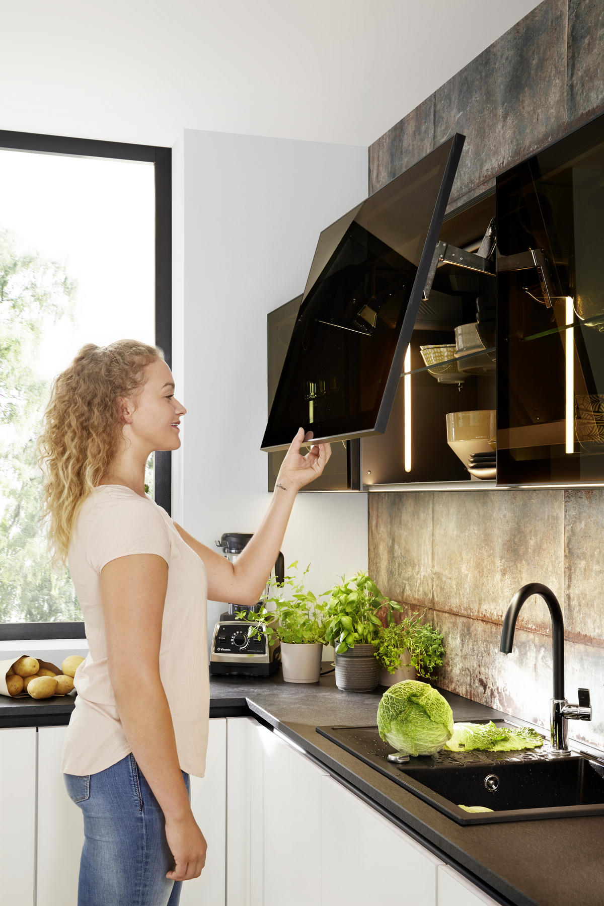 EINBAUKÜCHE   - Weiß, Design, Glas/Holzwerkstoff - Dieter Knoll