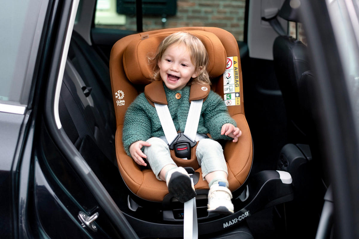 AUTO-SEDIŠTE ZA DECU  Pearl 360  - Osnovno, metal/plastika (46/58/61cm) - Maxi-Cosi