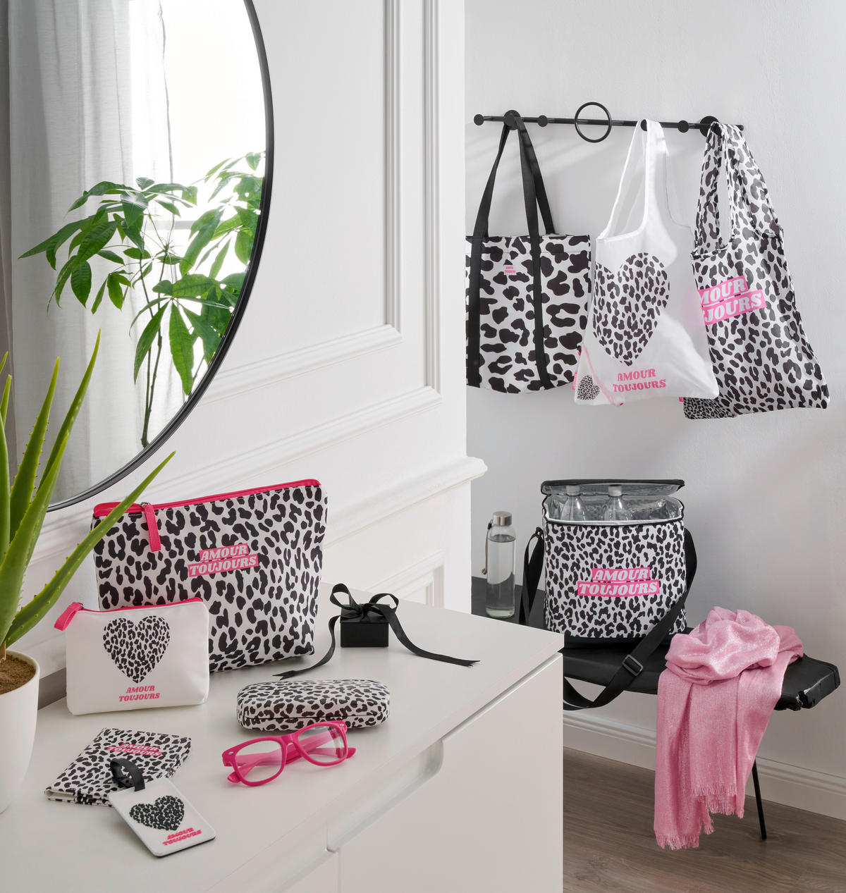 KÜHLBOX Leo Heart Schwarz, Weiß  - Schwarz/Weiß, Trend, Kunststoff (29/27/18cm)