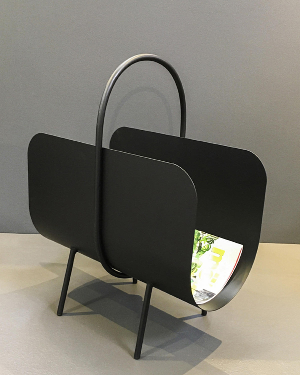 ZEITUNGSSTÄNDER Metall Schwarz  - Schwarz, Design, Metall (37/47/22cm)