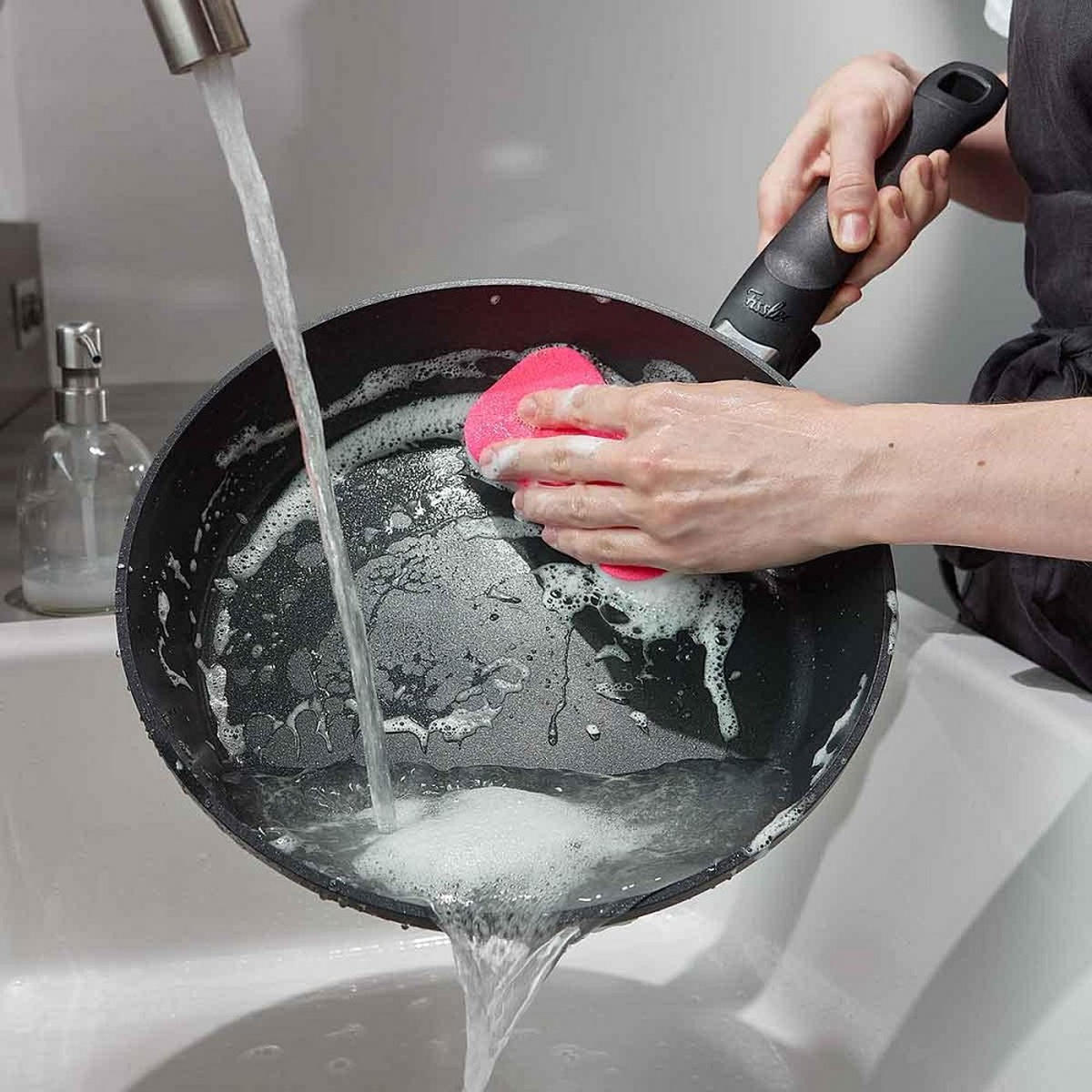 PFANNENSET Essential recyceltes Aluminium 2-teilig  - Schwarz, Basics, Metall (24/28cm) - Fissler