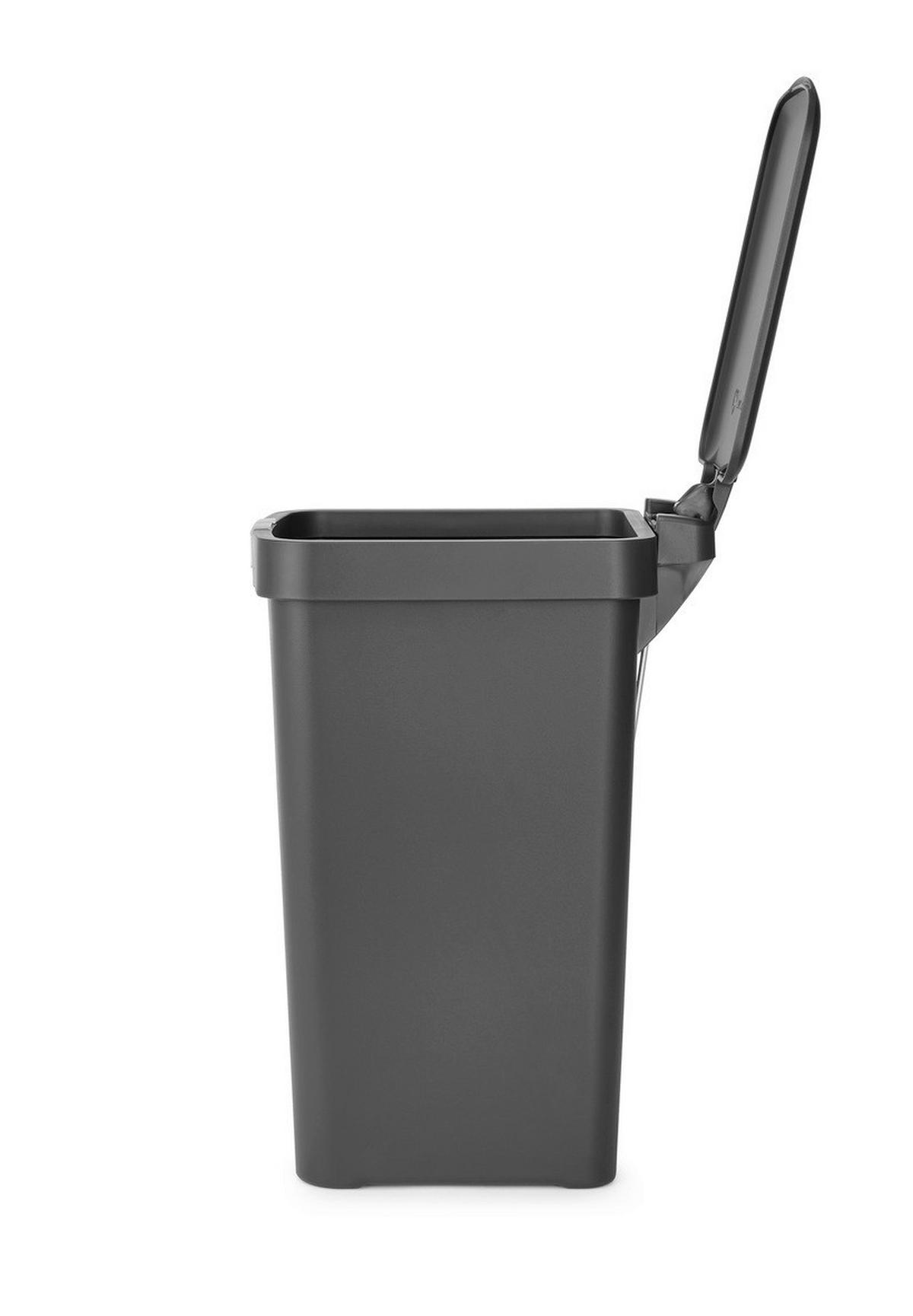 KOŠ ZA SMETI - temno siva, Basics, umetna masa (20.3/38.1/26.5cm) - Brabantia