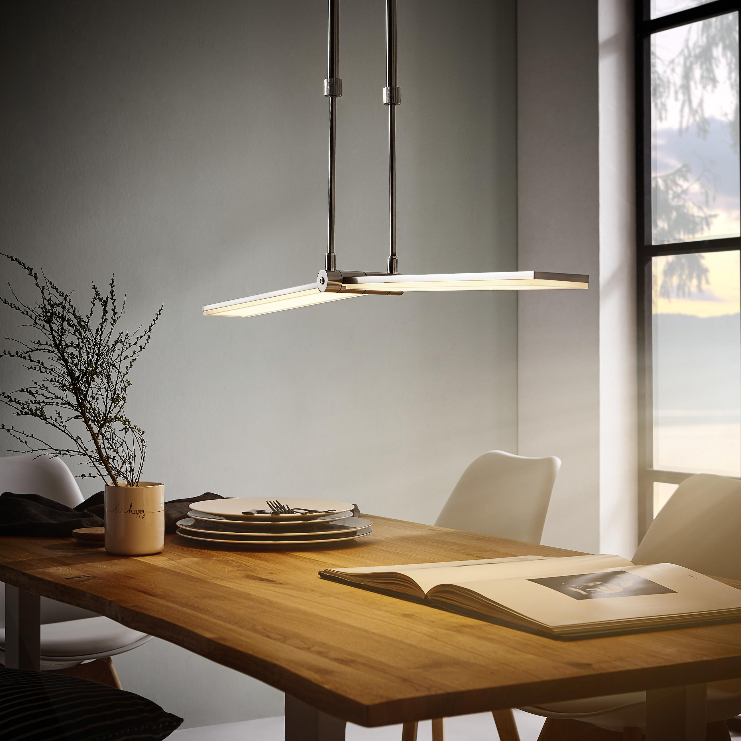 VISEČA LED-SVETILKA - bela/nikelj, Design, kovina/umetna masa (93/110/8cm)