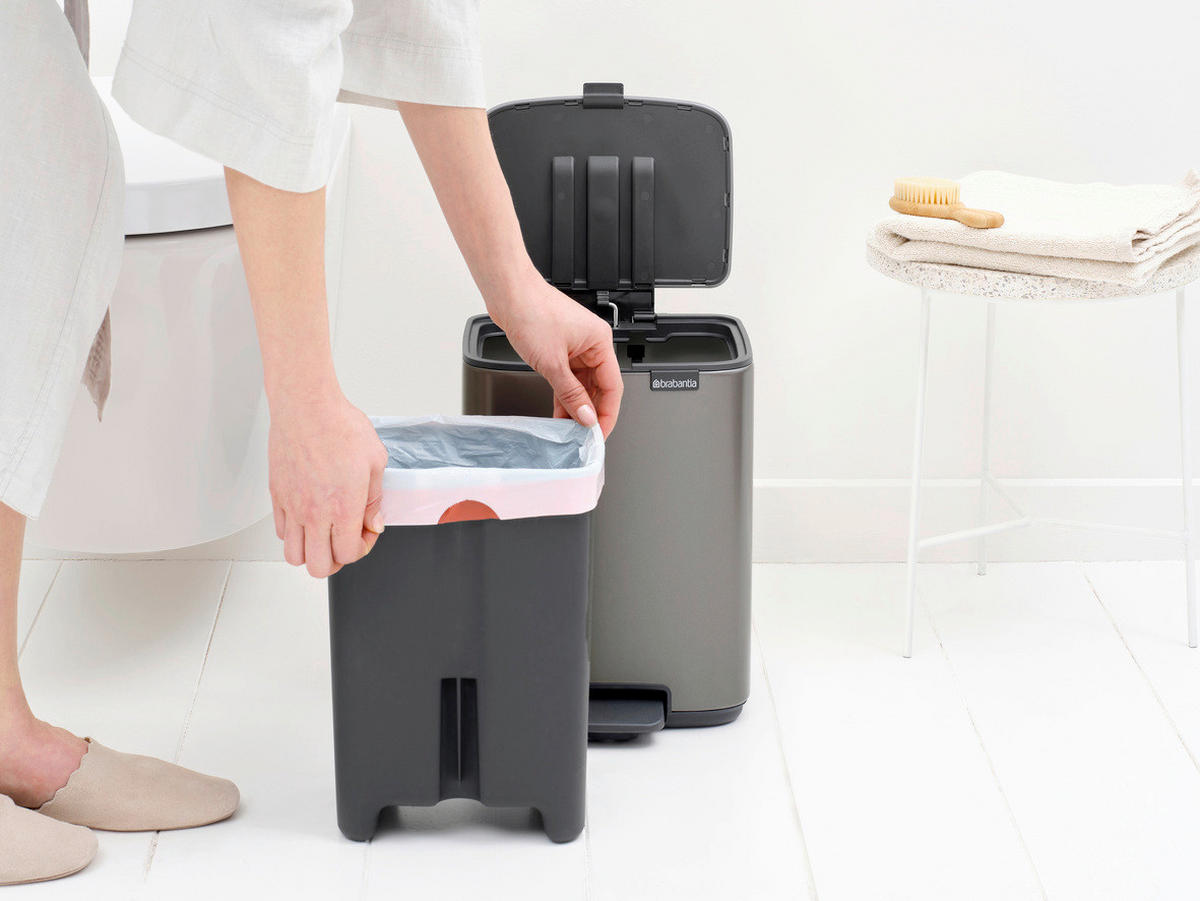 KANTA SA PAPUČICOM  7 l   - antracit/platinasta, Osnovno, metal/plastika (24,2/31/24,2cm) - Brabantia