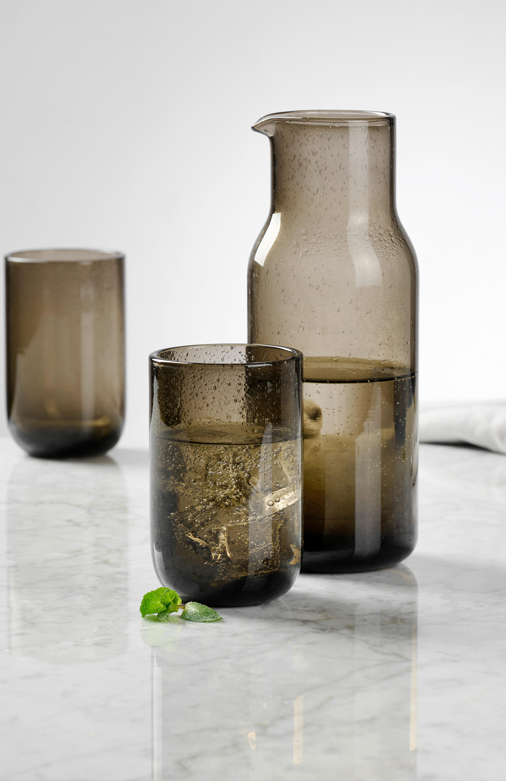 KARAFFE MIT TRINKGLÄSERN 2.09 L    - Braun, Trend, Glas - Novel