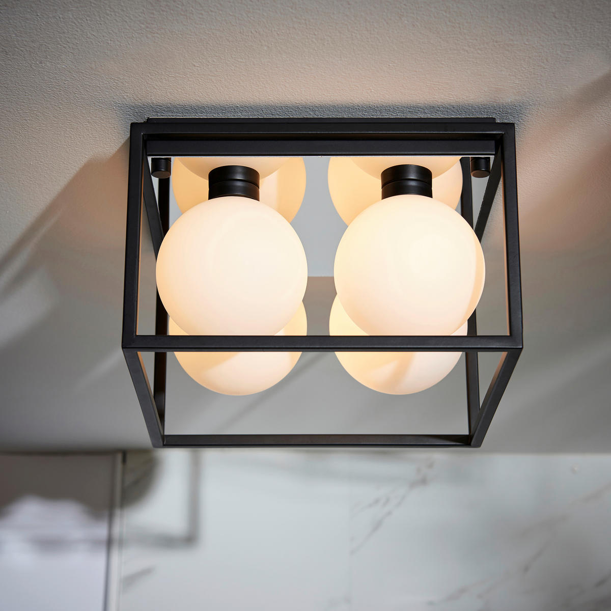 BADEZIMMER-DECKENLEUCHTE    29/29/19,5 cm  - Opal/Schwarz, KONVENTIONELL, Glas (29/29/19,5cm) - ENDON