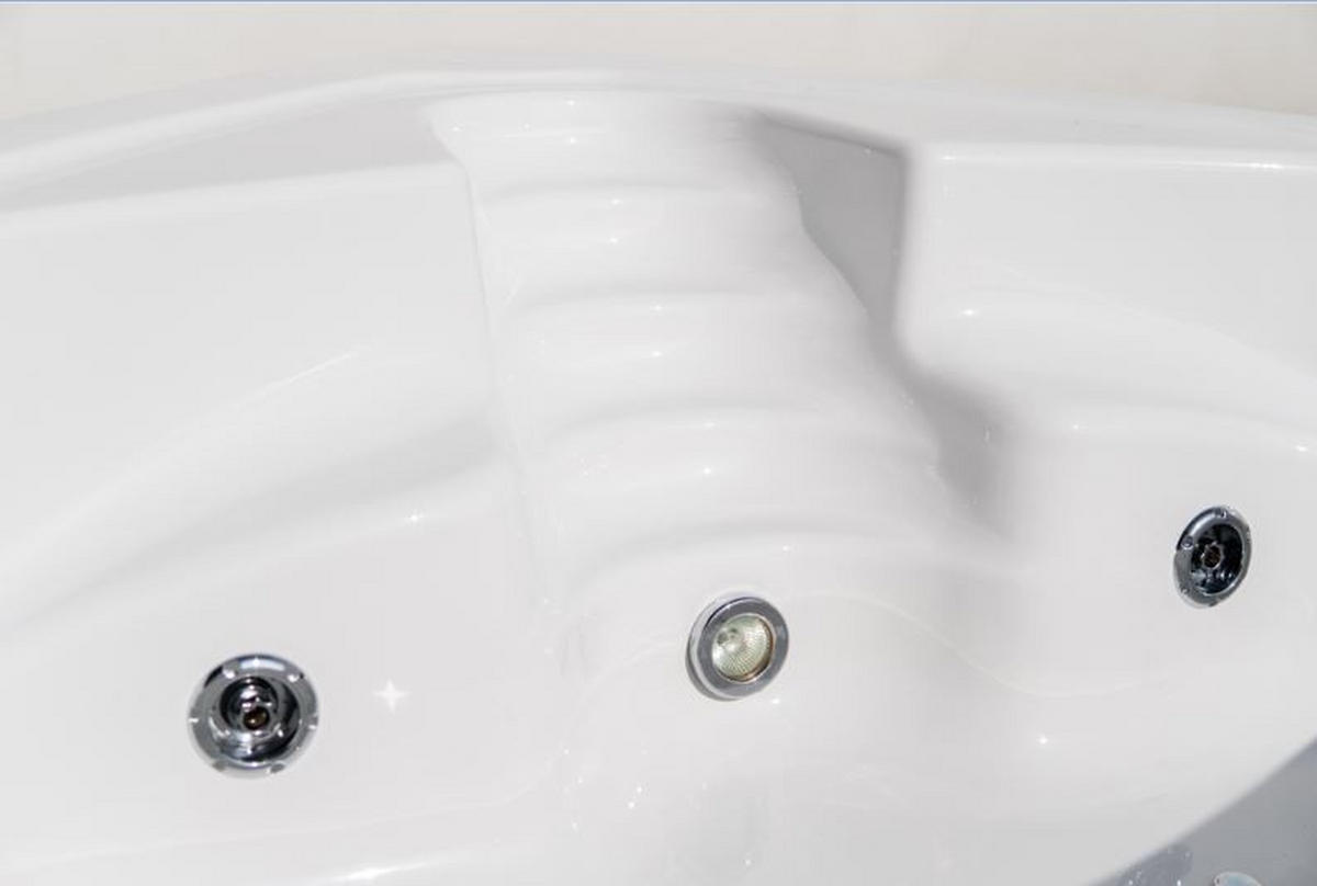 WHIRLPOOL-BADEWANNE   - Weiß, Basics (150/57/150cm)